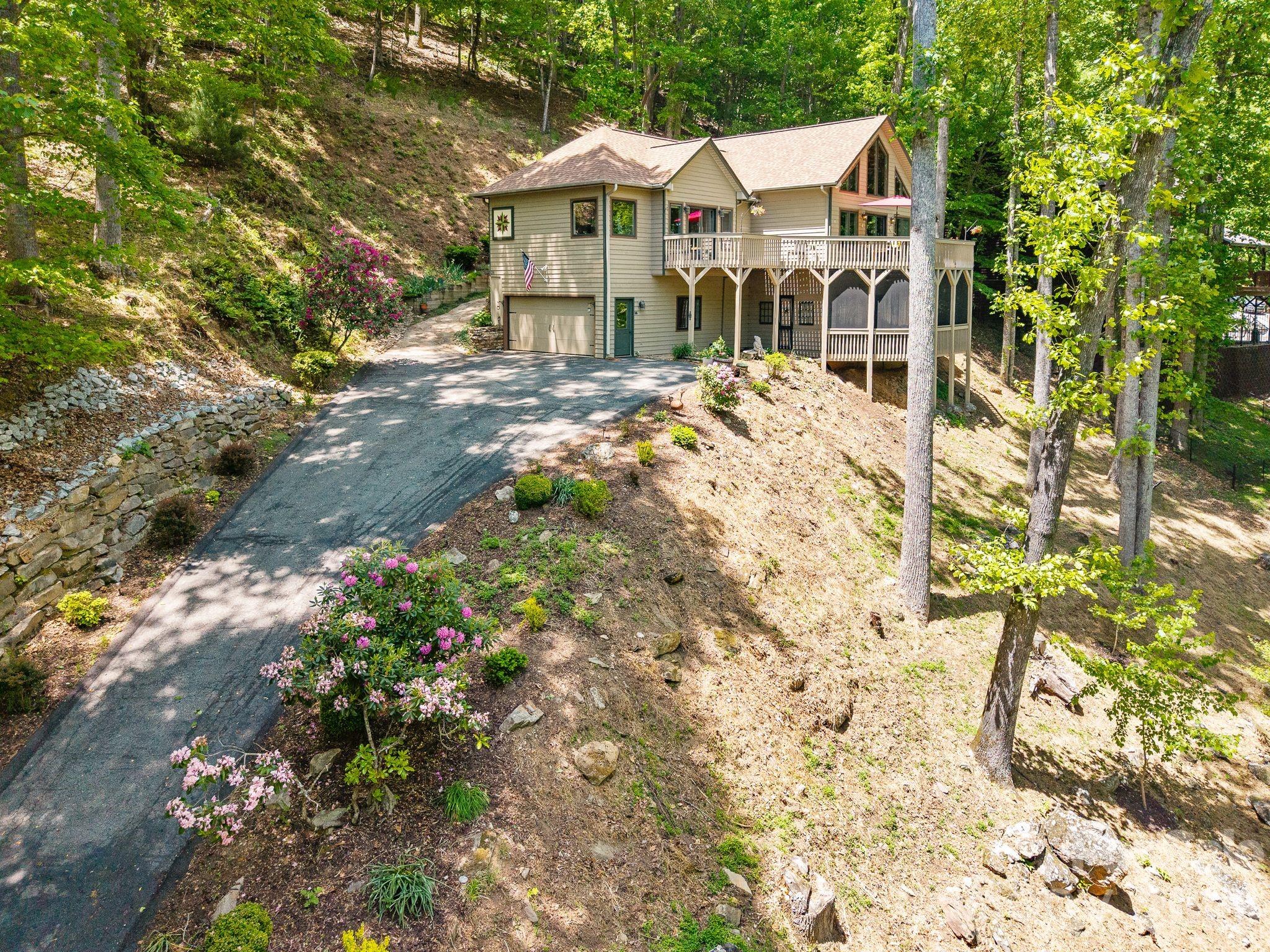 26 Walnut Drive — Mills River
