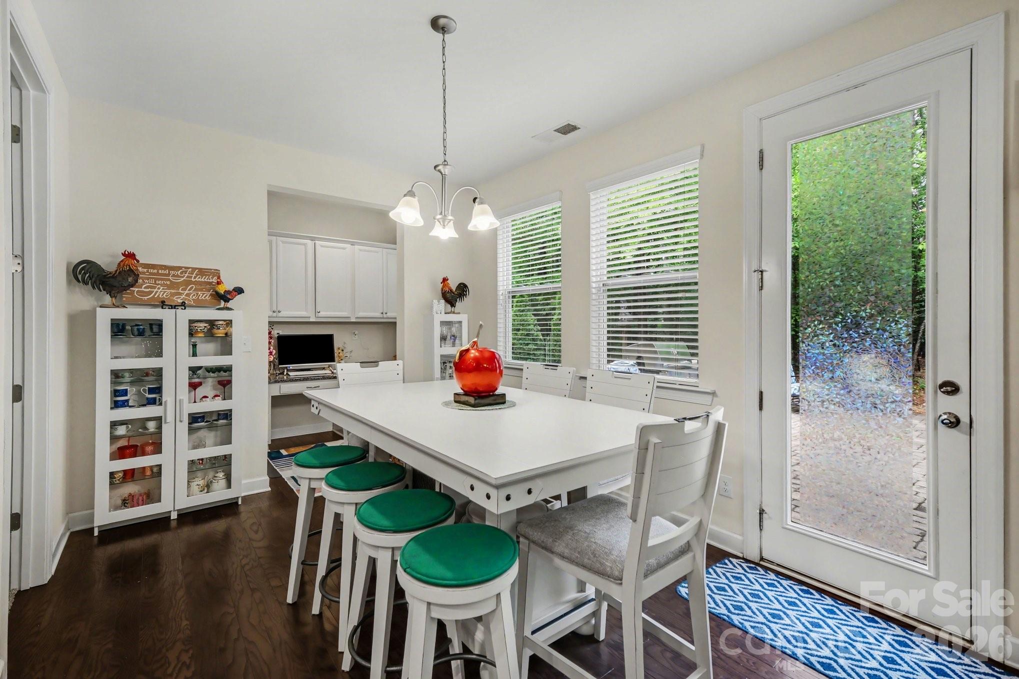 5327 Baker Lane — Clover