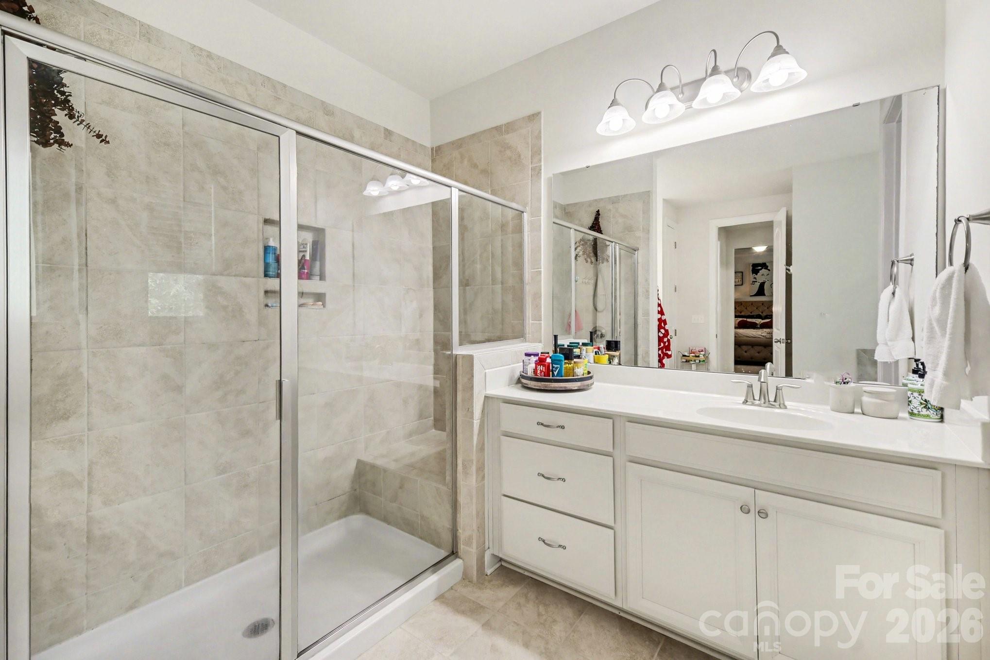 5327 Baker Lane — Clover