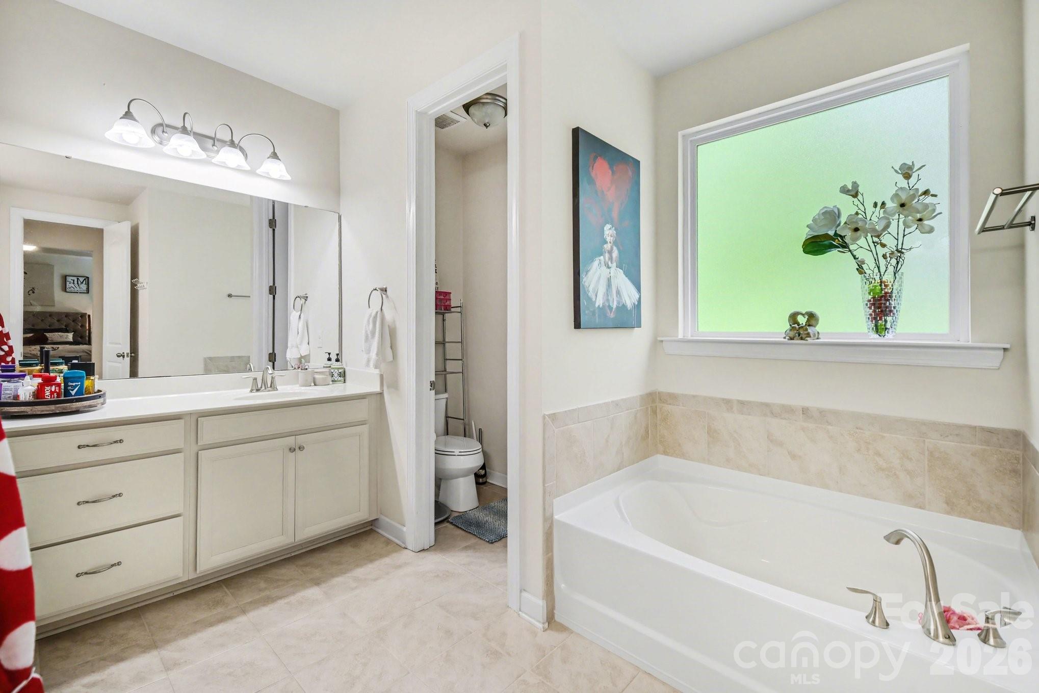 5327 Baker Lane — Clover