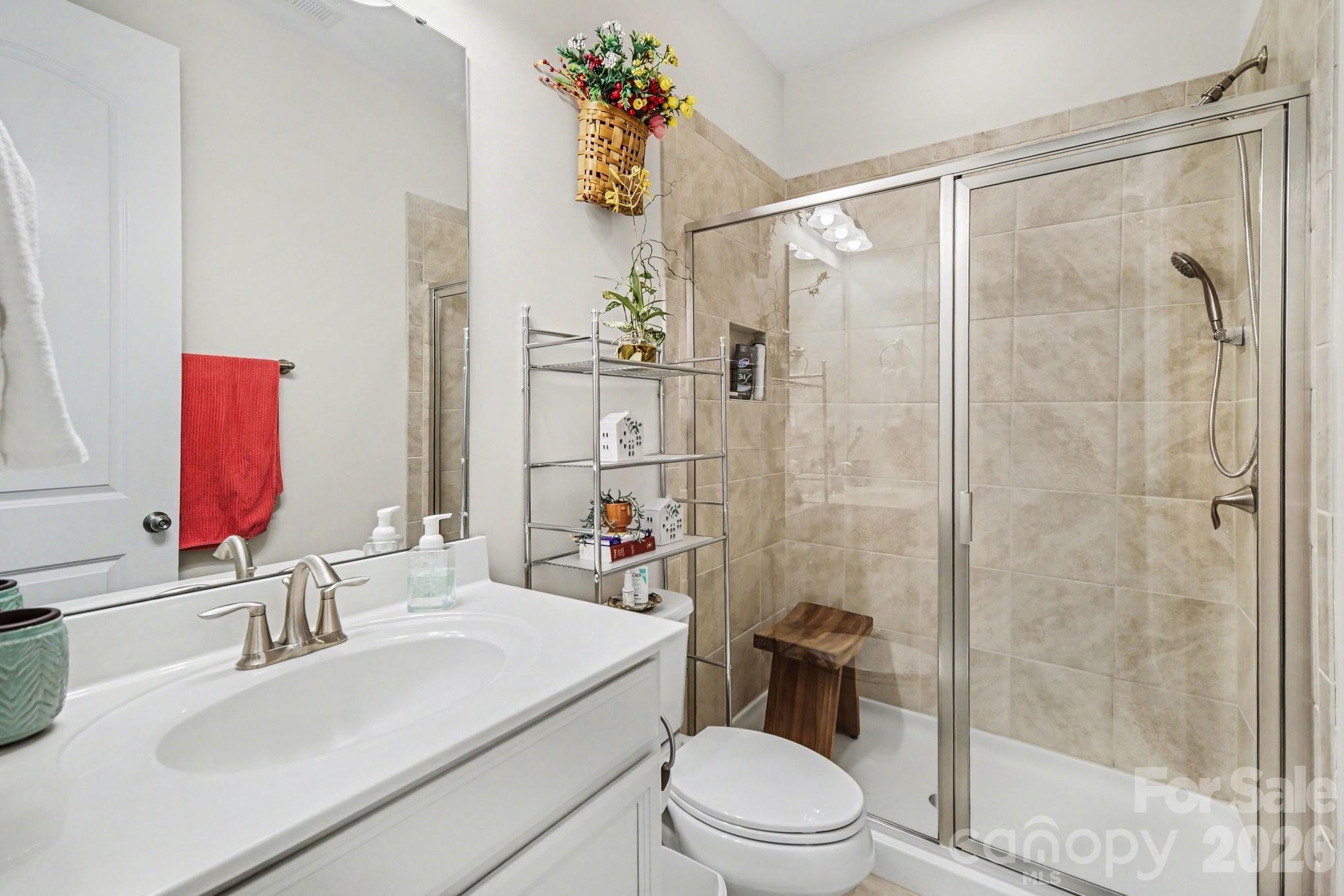 5327 Baker Lane — Clover