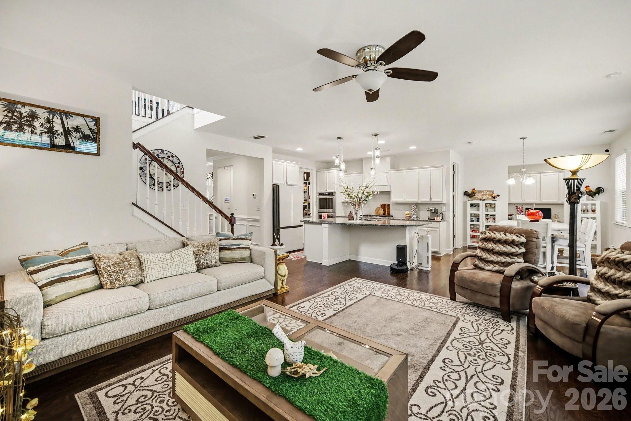 5327 Baker Lane — Clover