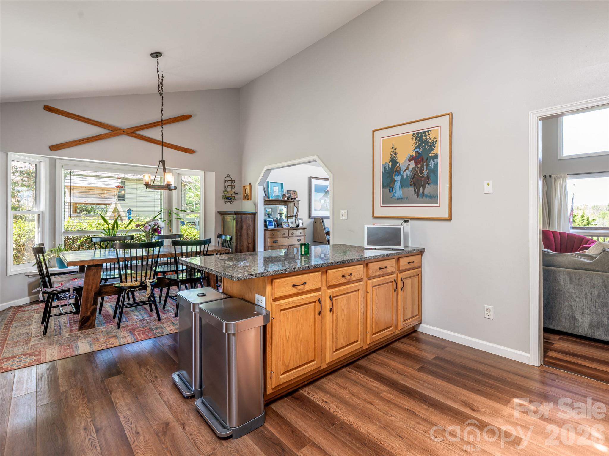 15 Tiffany Lane — Asheville