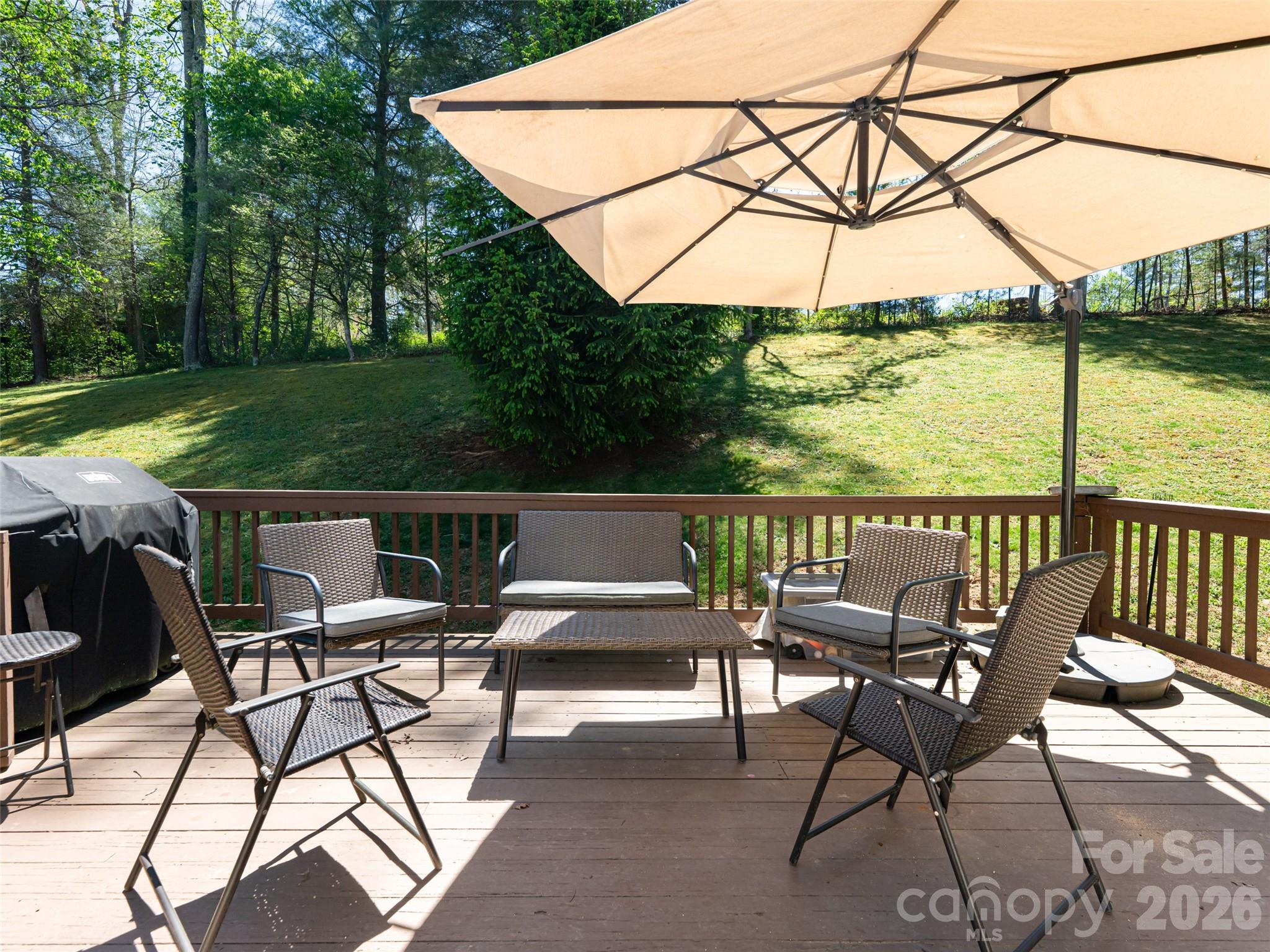 15 Tiffany Lane — Asheville