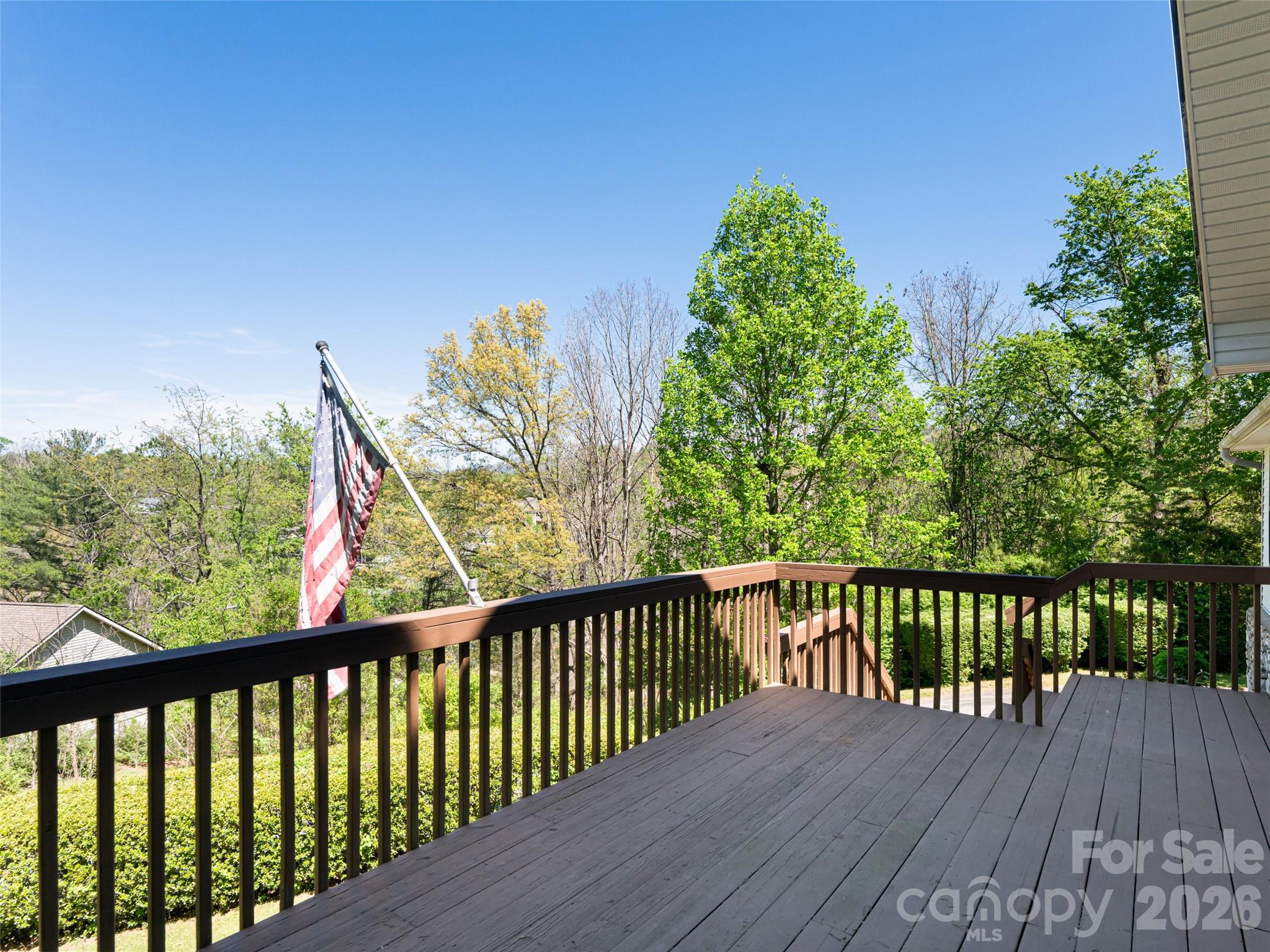 15 Tiffany Lane — Asheville