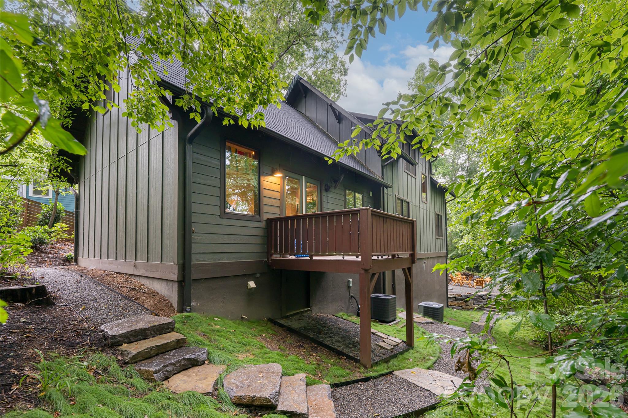 51 Westover Drive — Asheville