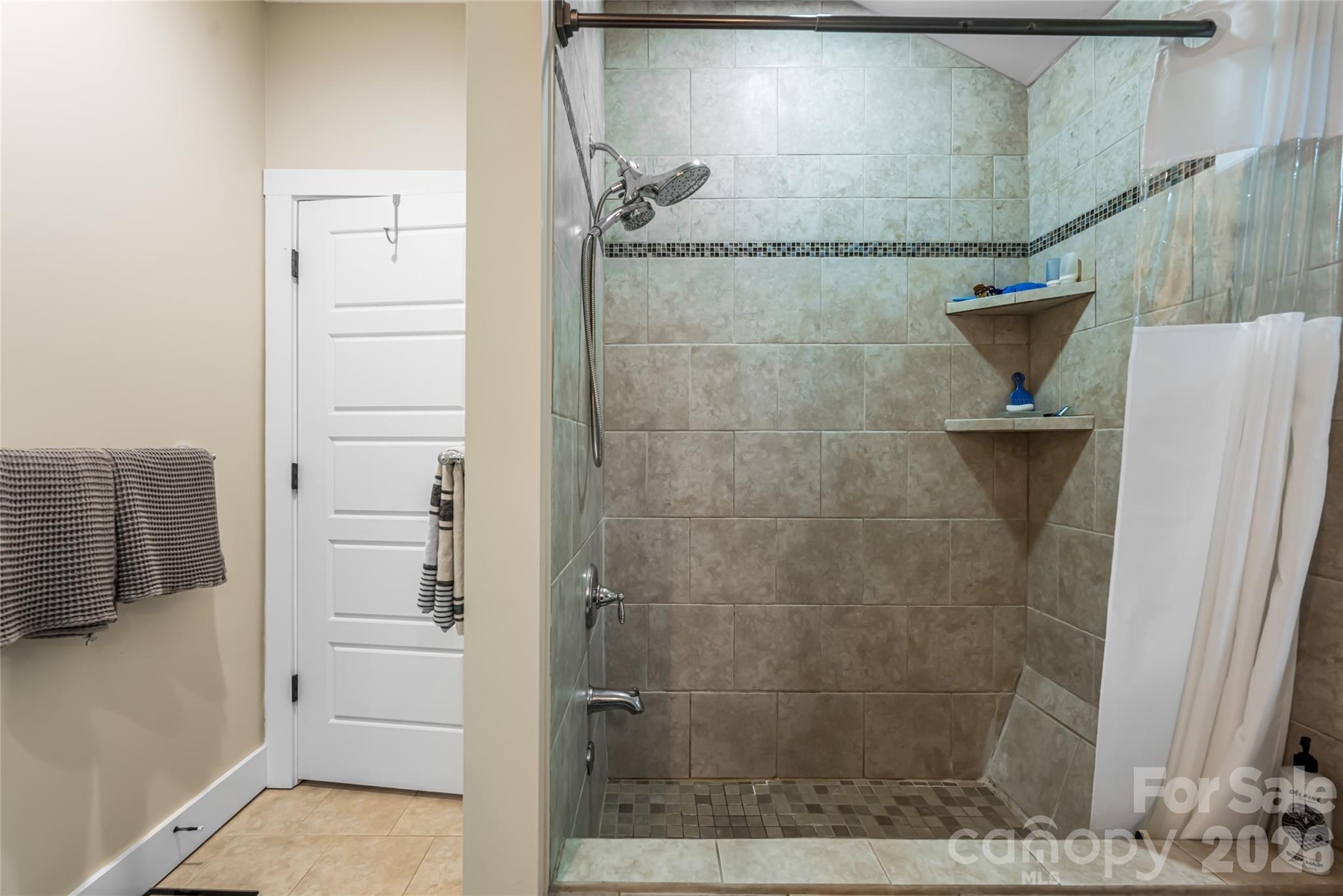 51 Westover Drive — Asheville