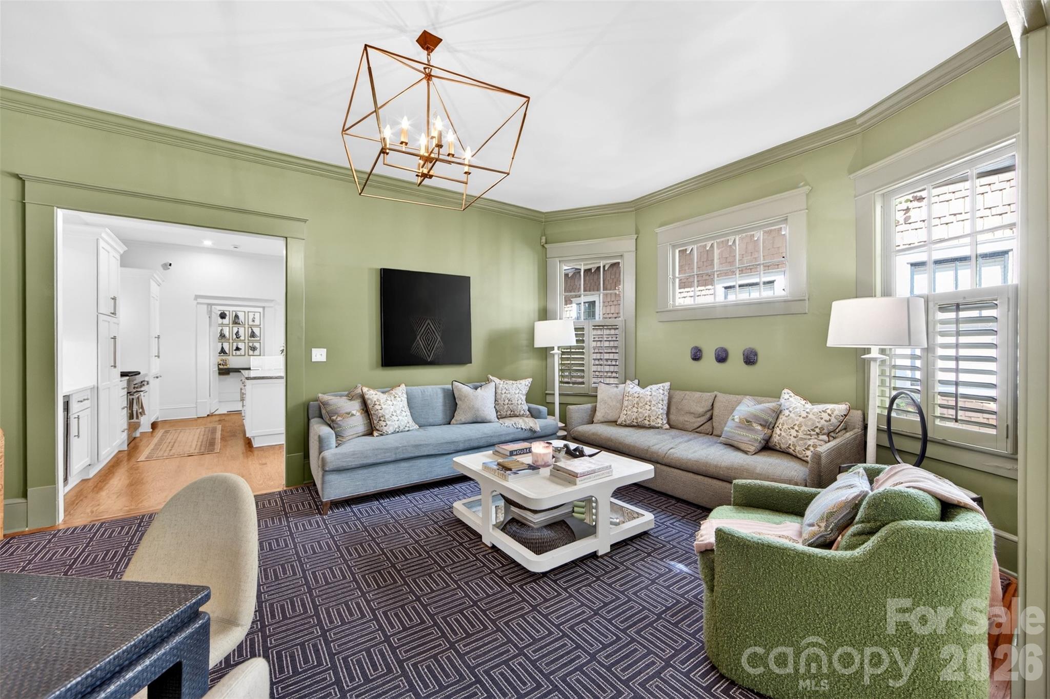 828 E Worthington Avenue — Charlotte