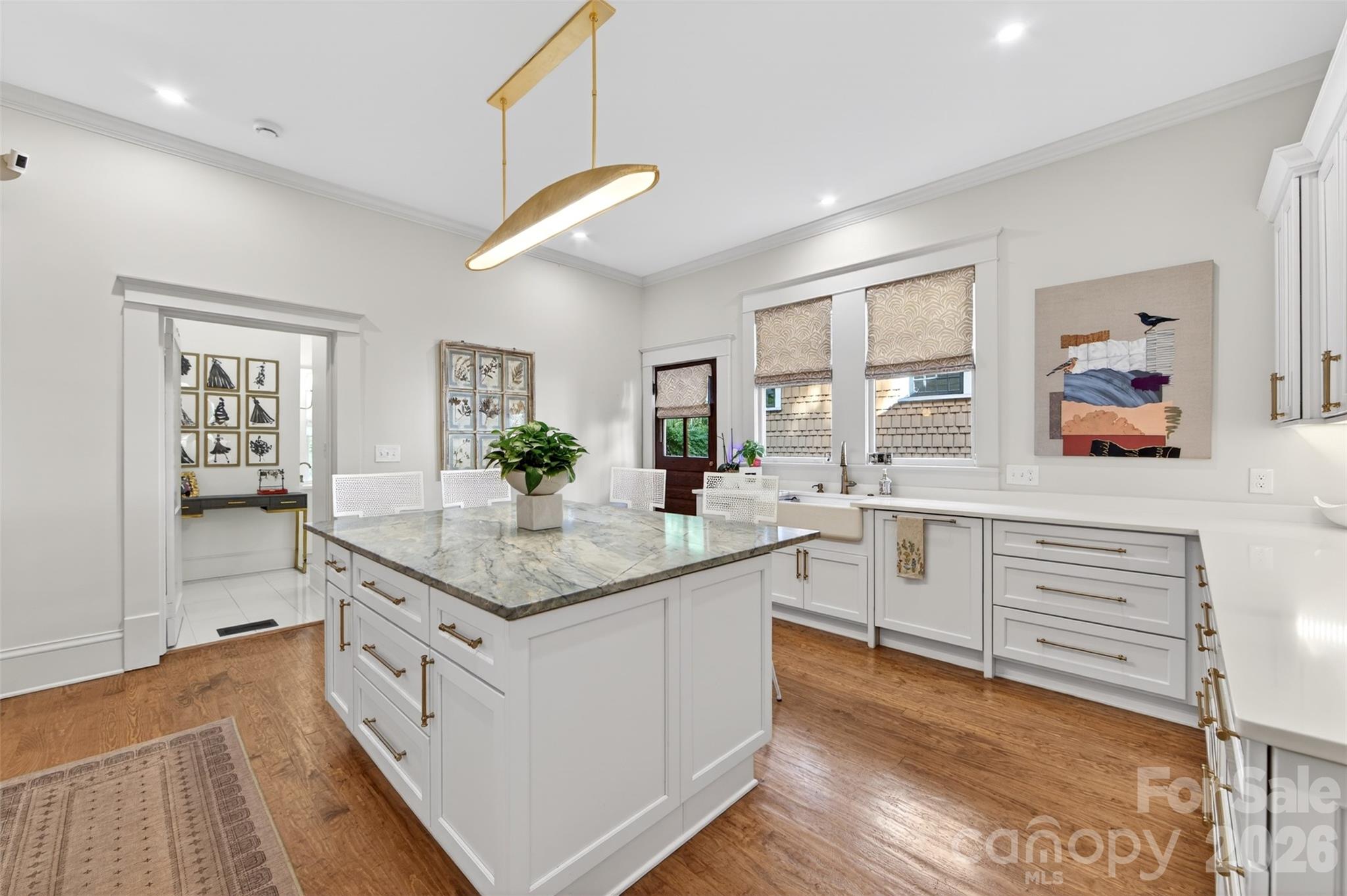 828 E Worthington Avenue — Charlotte