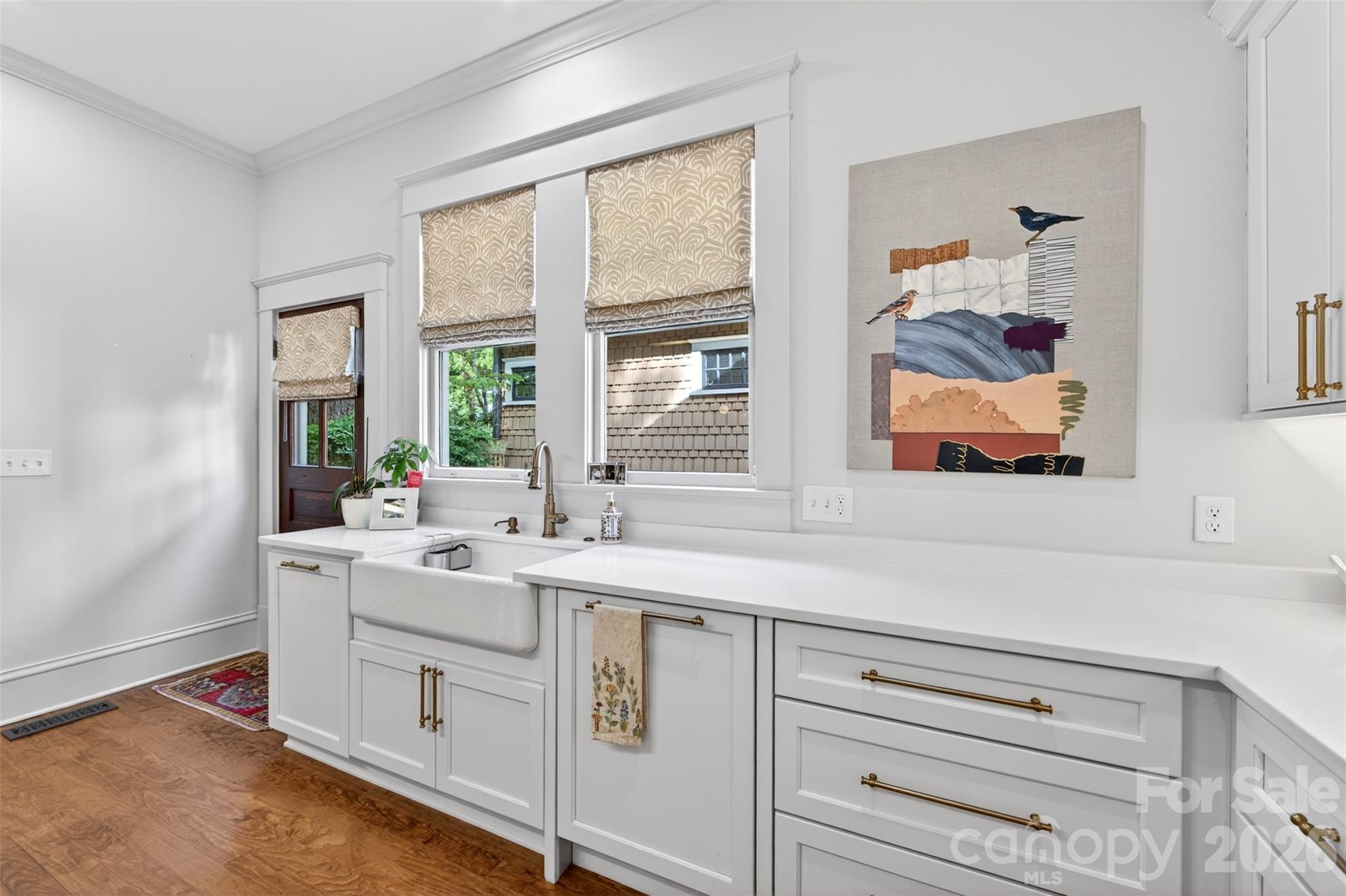 828 E Worthington Avenue — Charlotte