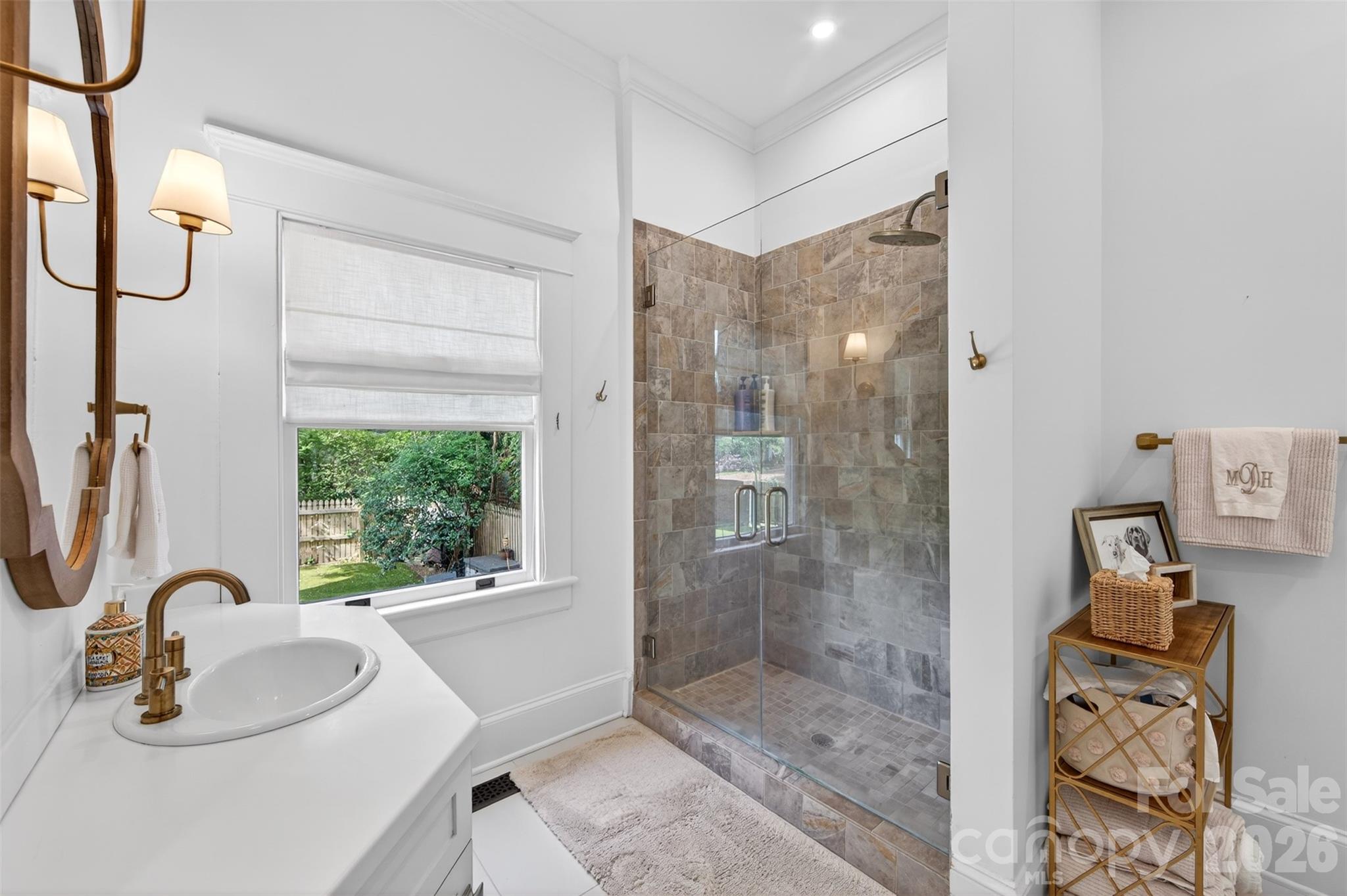 828 E Worthington Avenue — Charlotte