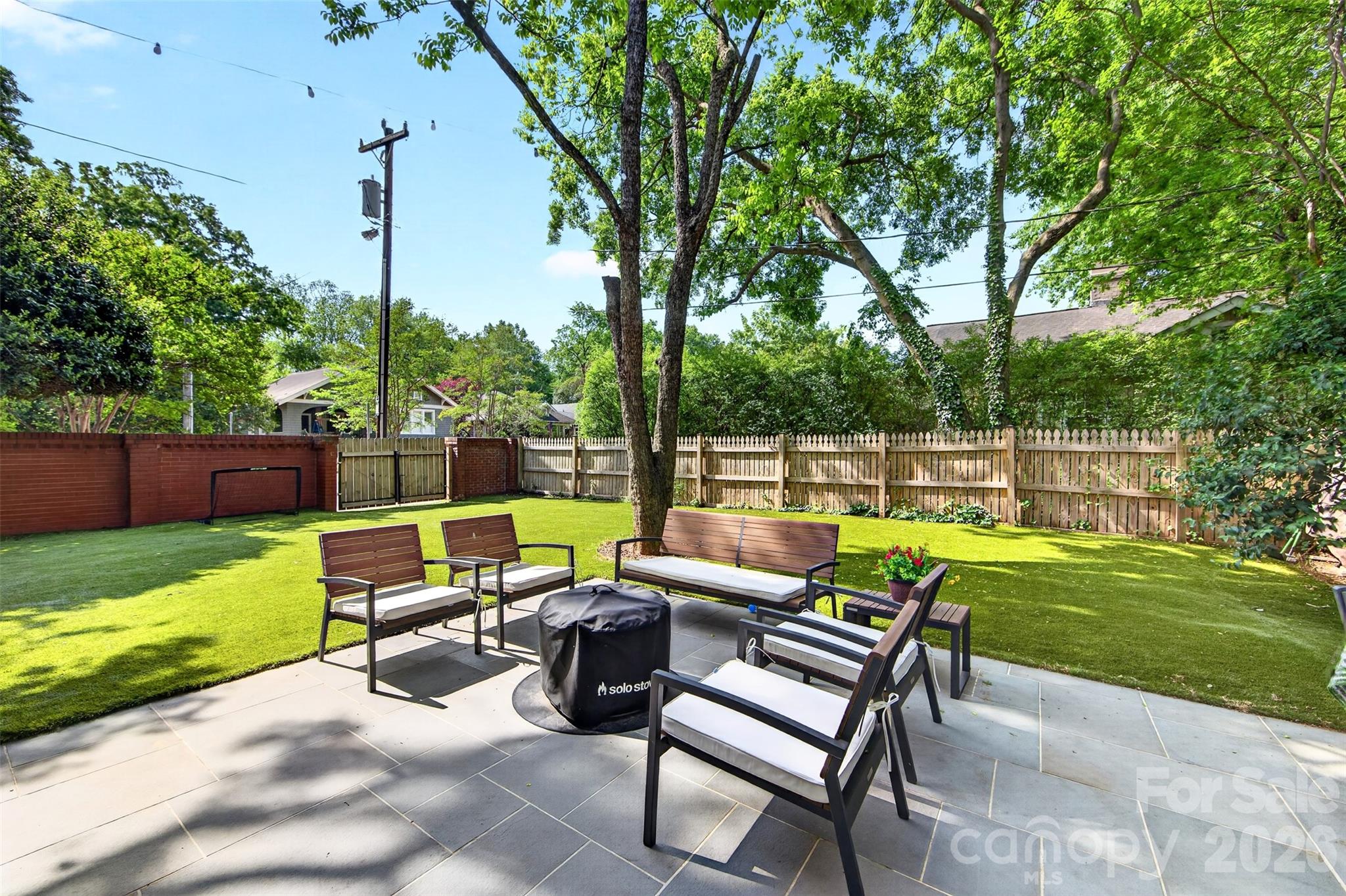 828 E Worthington Avenue — Charlotte