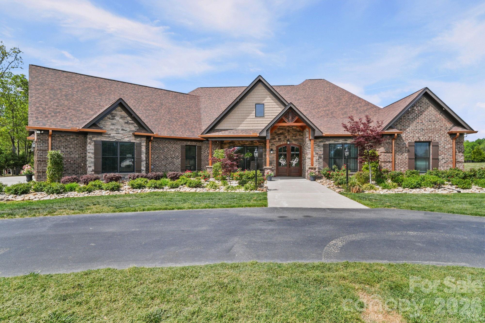 617 Caudle Road — Peachland