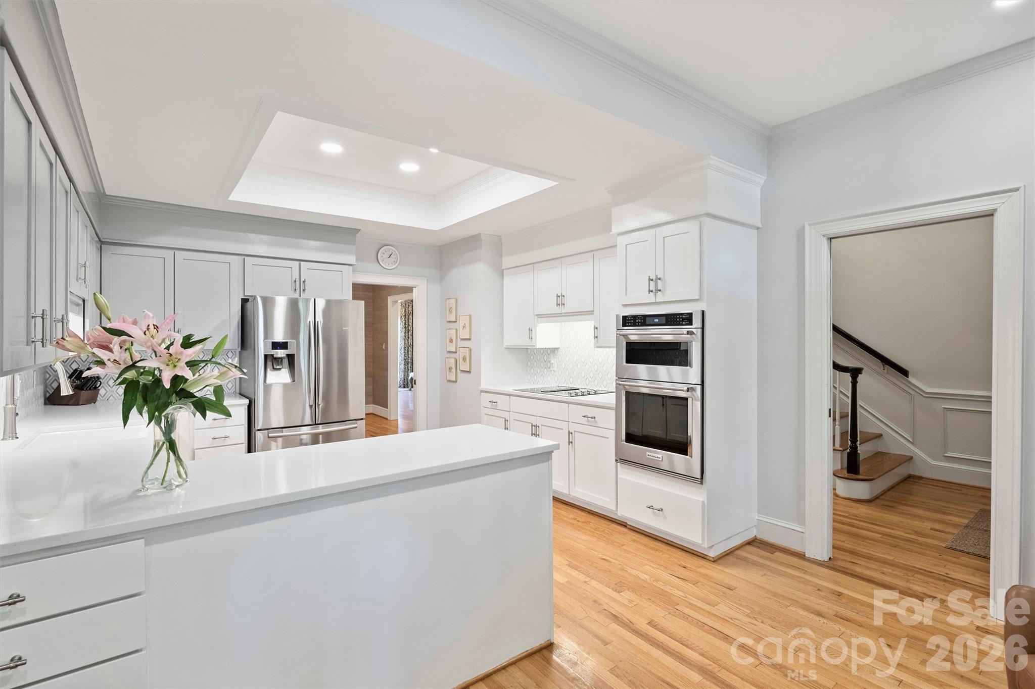 2320 Selwyn Avenue — Charlotte