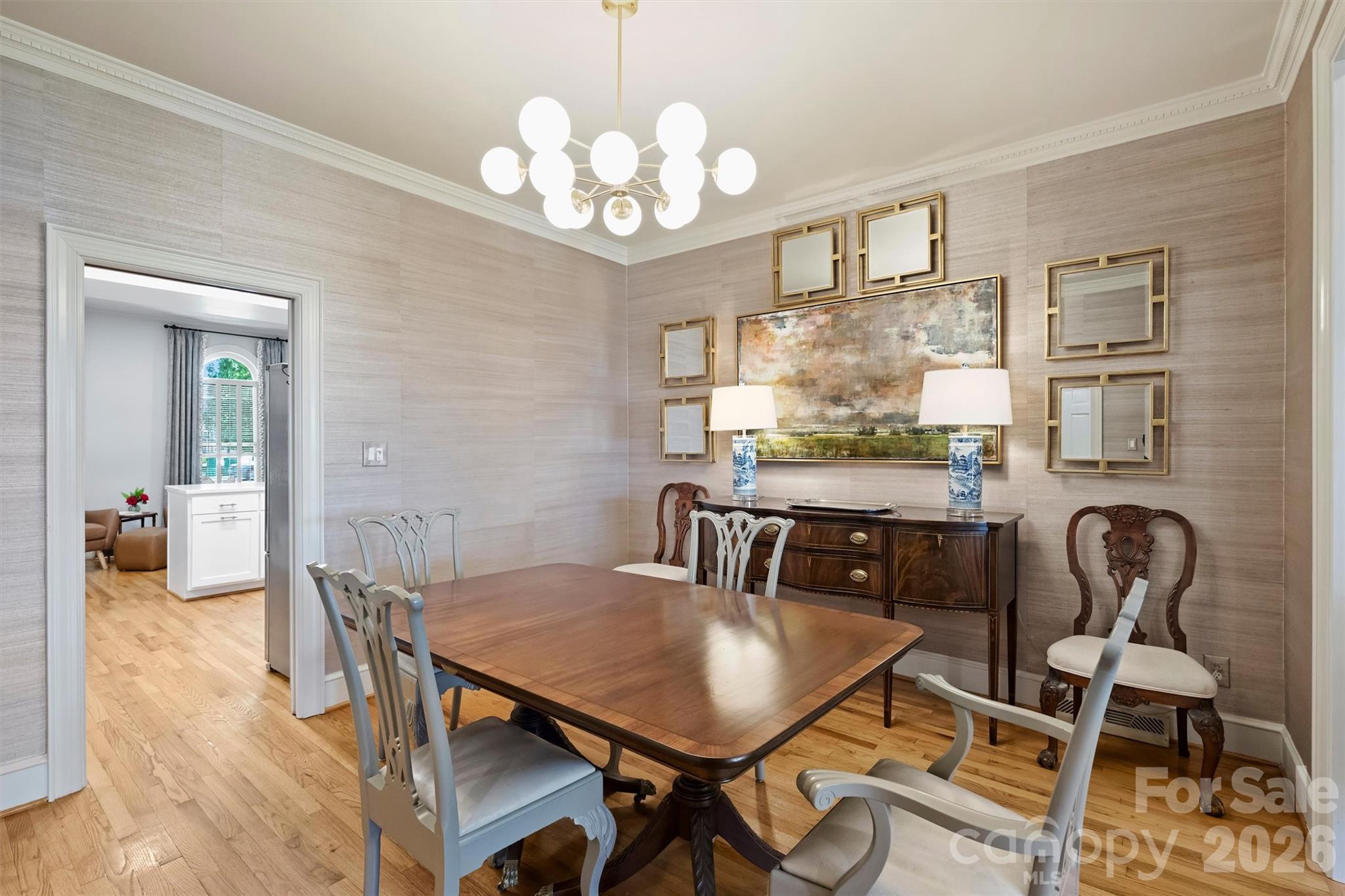2320 Selwyn Avenue — Charlotte