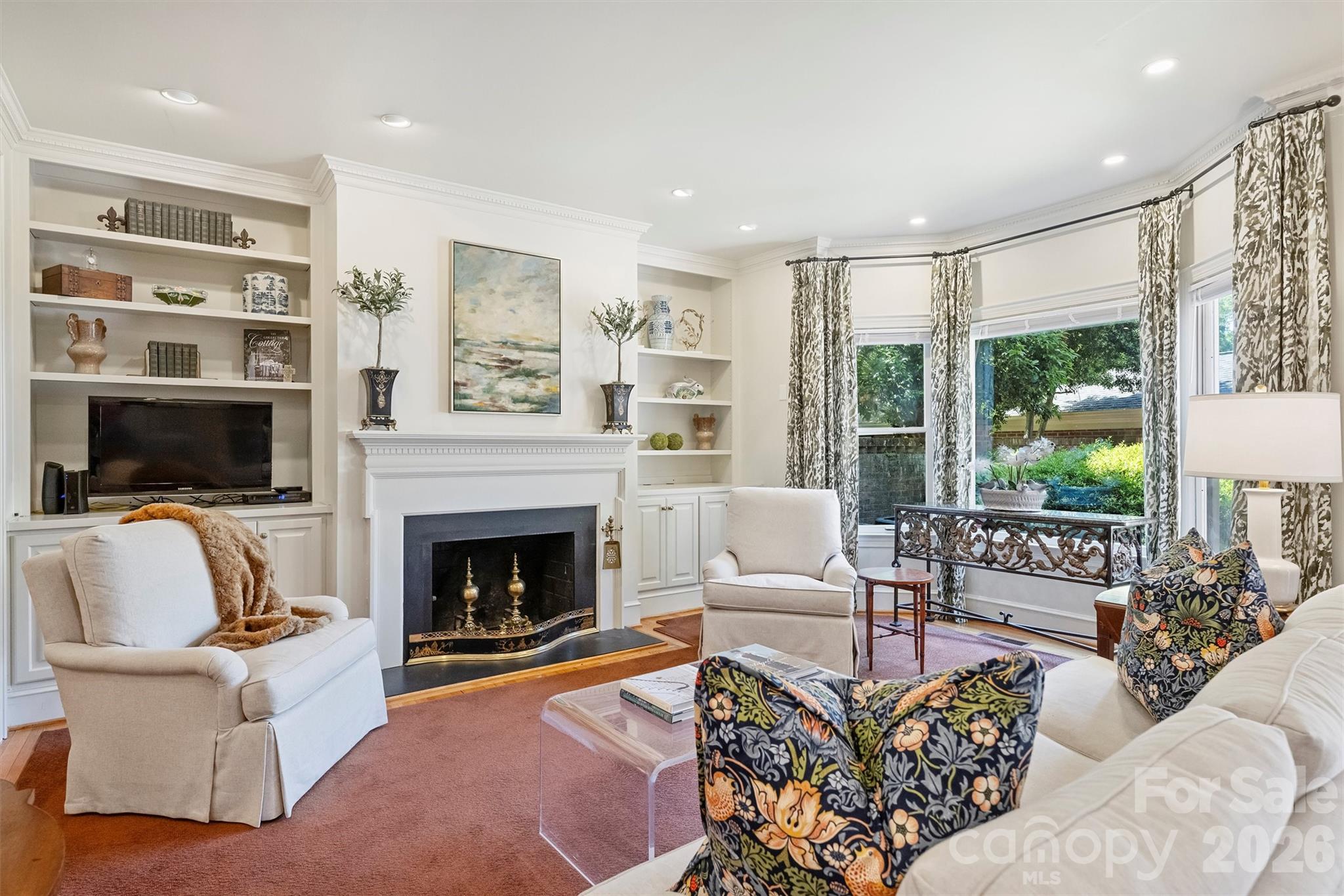 2320 Selwyn Avenue — Charlotte