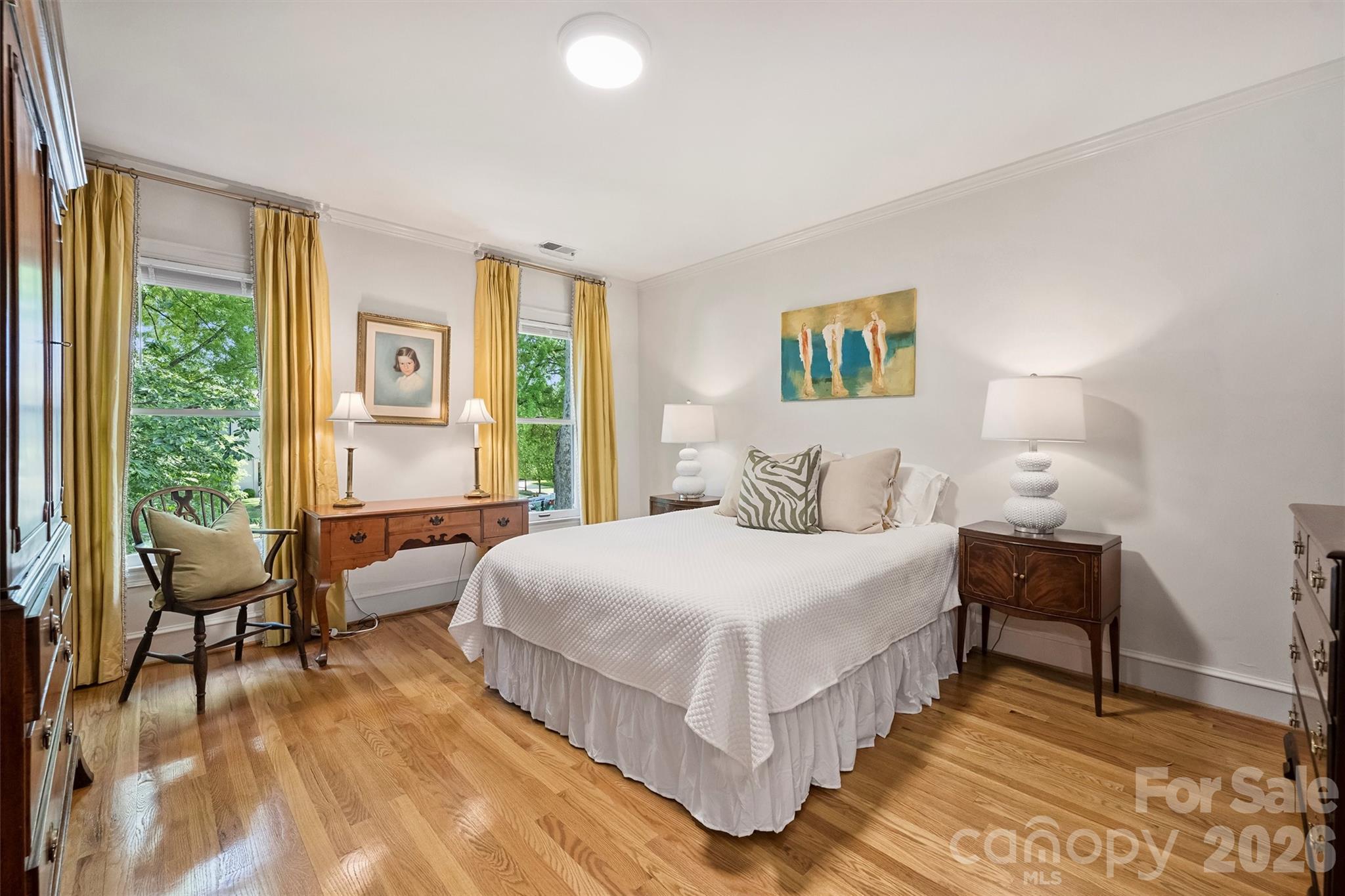 2320 Selwyn Avenue — Charlotte