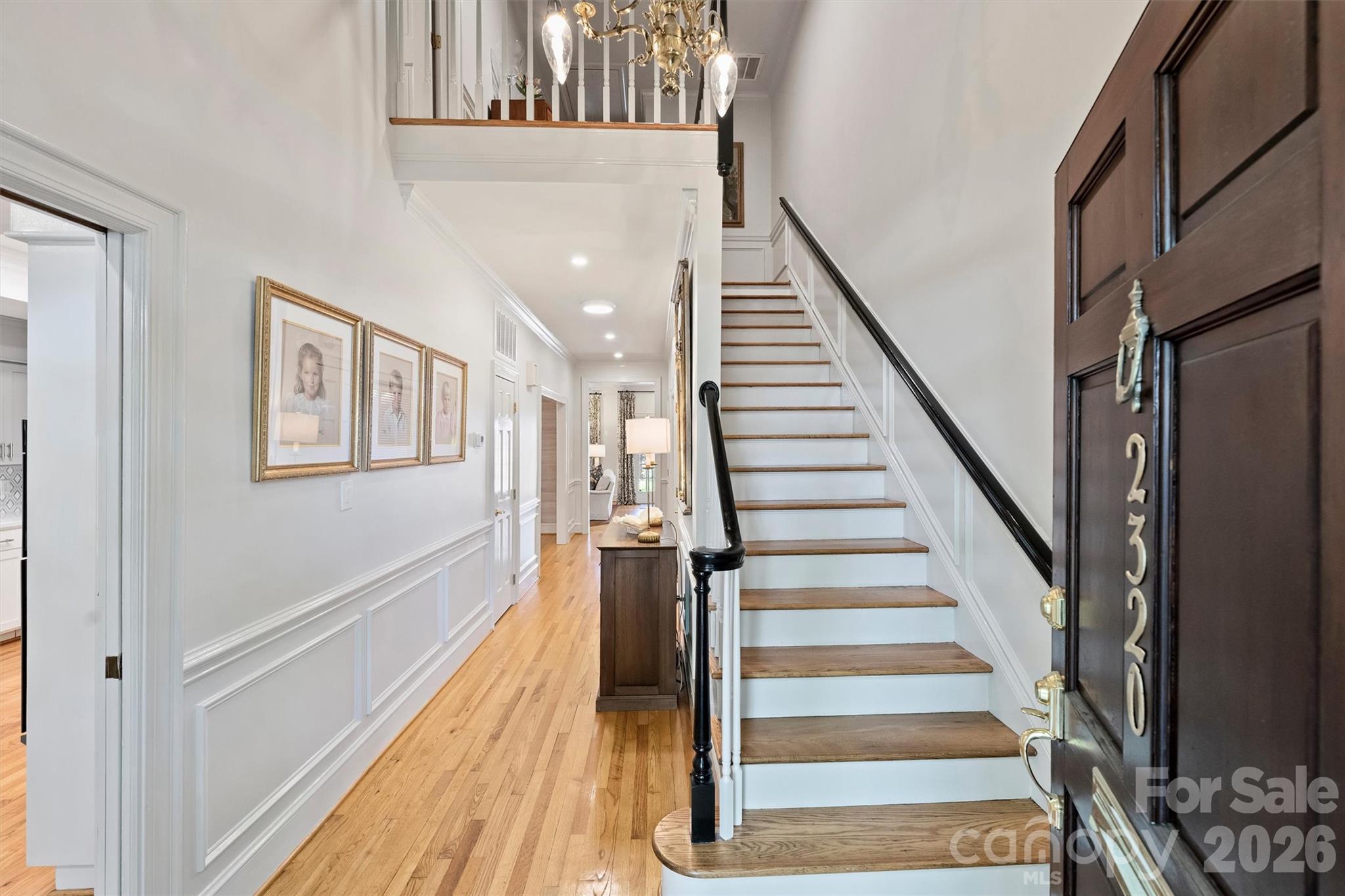 2320 Selwyn Avenue — Charlotte