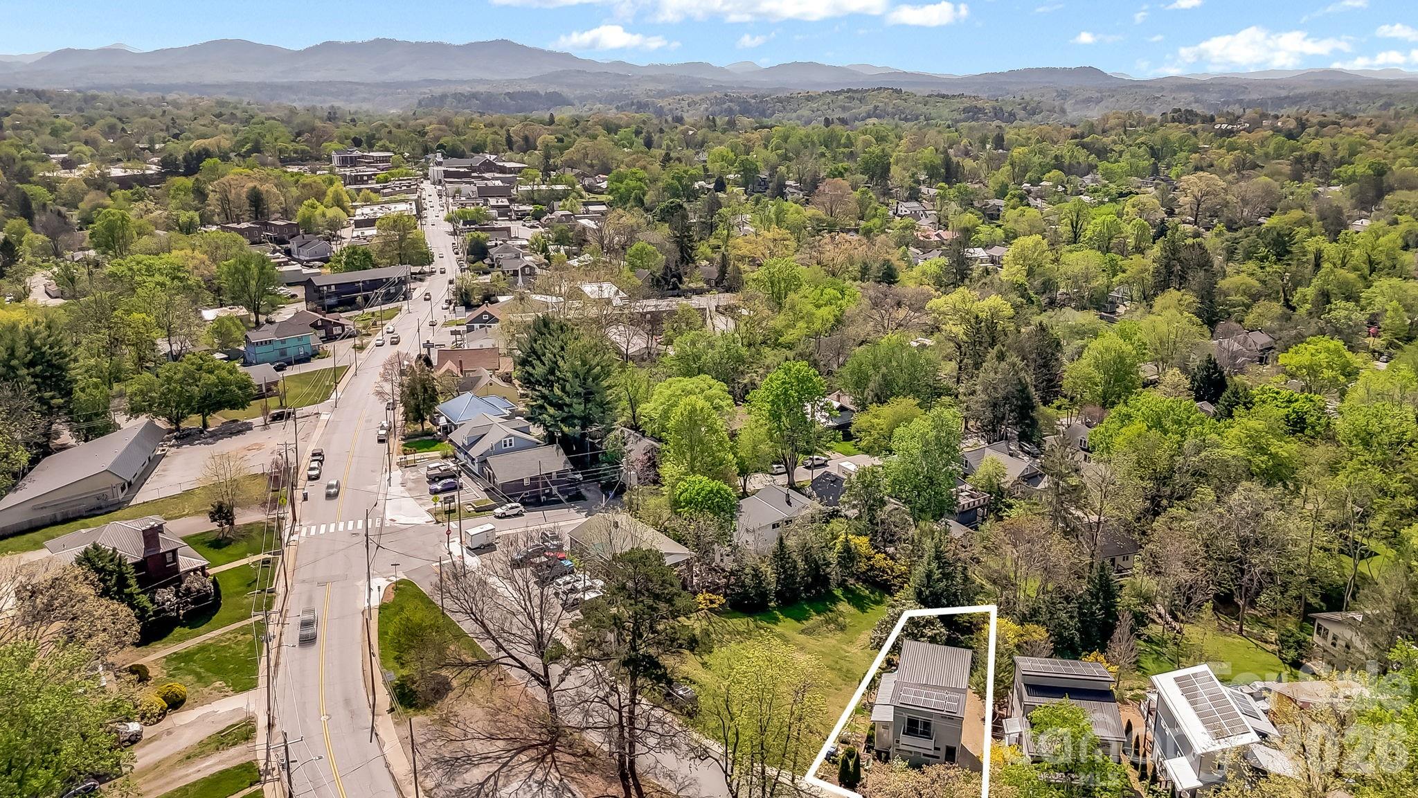 14 Sulphur Springs Road — Asheville