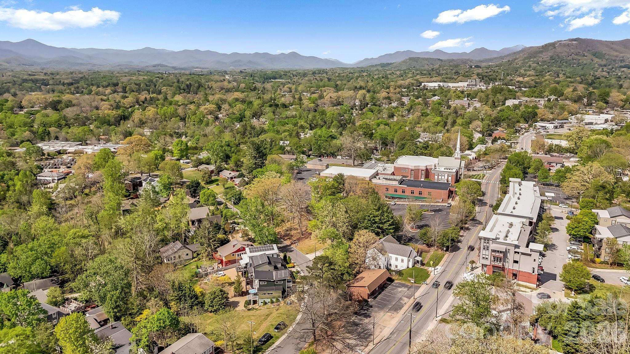 14 Sulphur Springs Road — Asheville