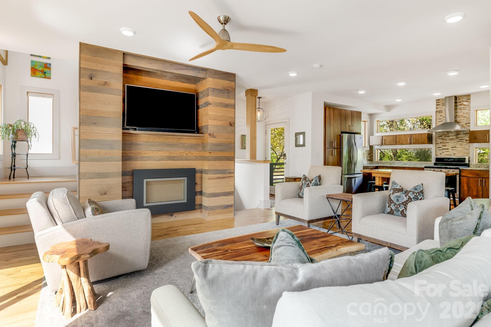 14 Sulphur Springs Road — Asheville