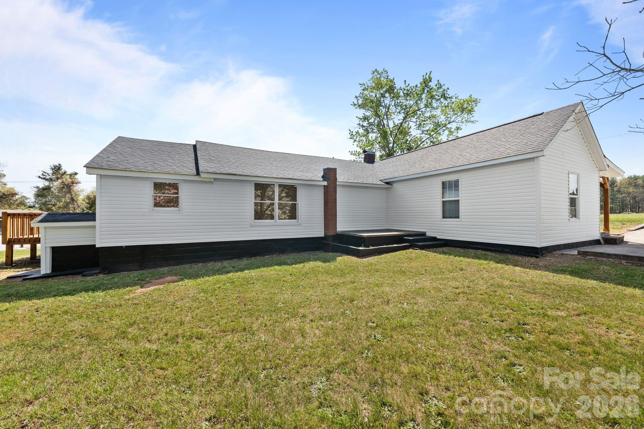 4665 Estes Drive — Granite Falls
