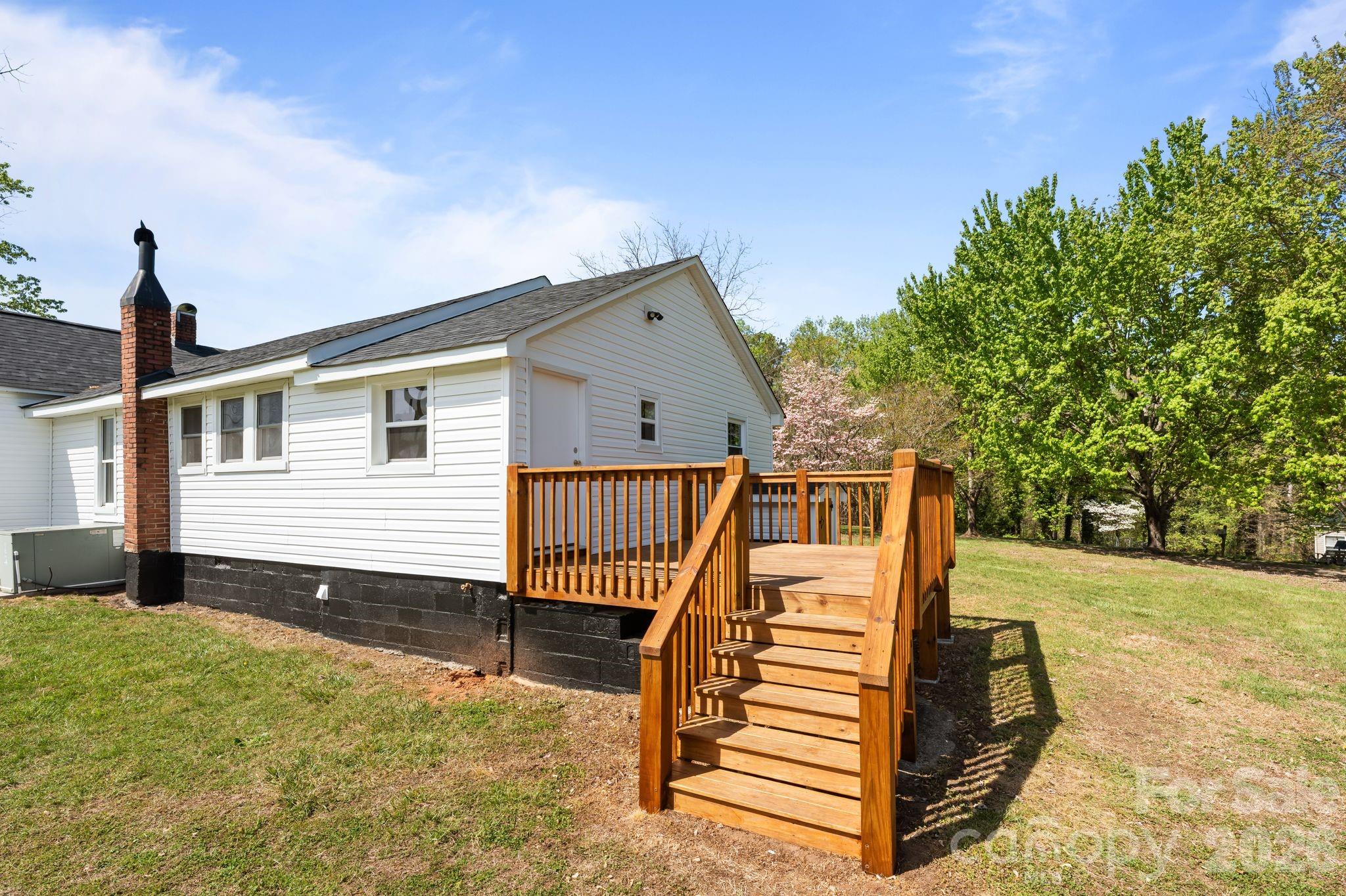 4665 Estes Drive — Granite Falls