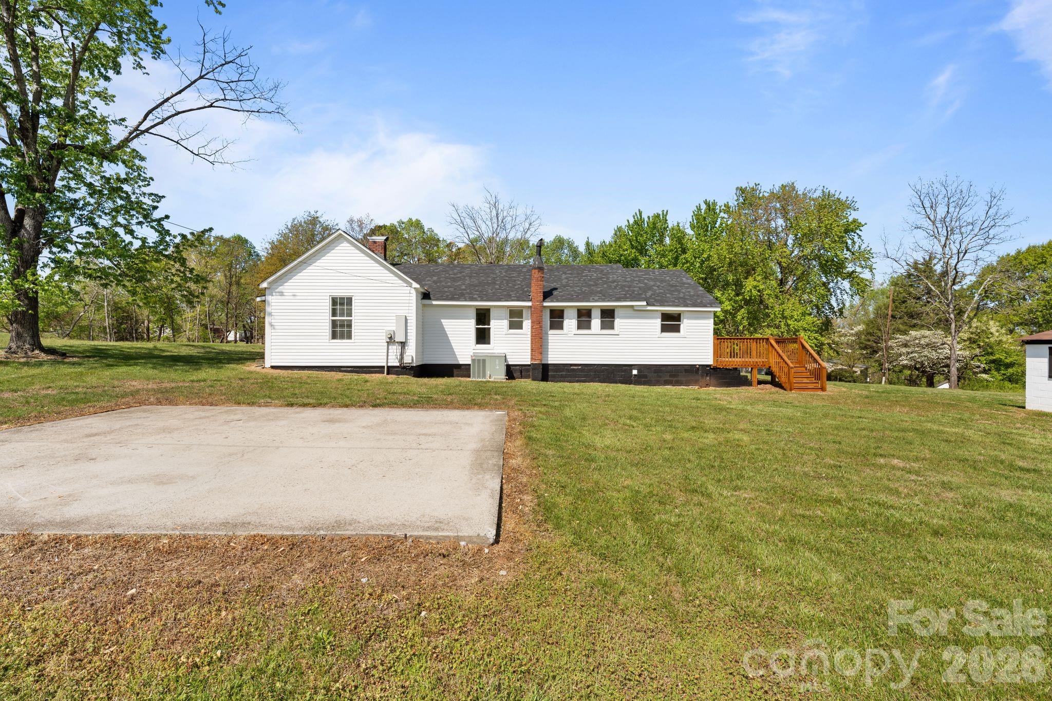 4665 Estes Drive — Granite Falls