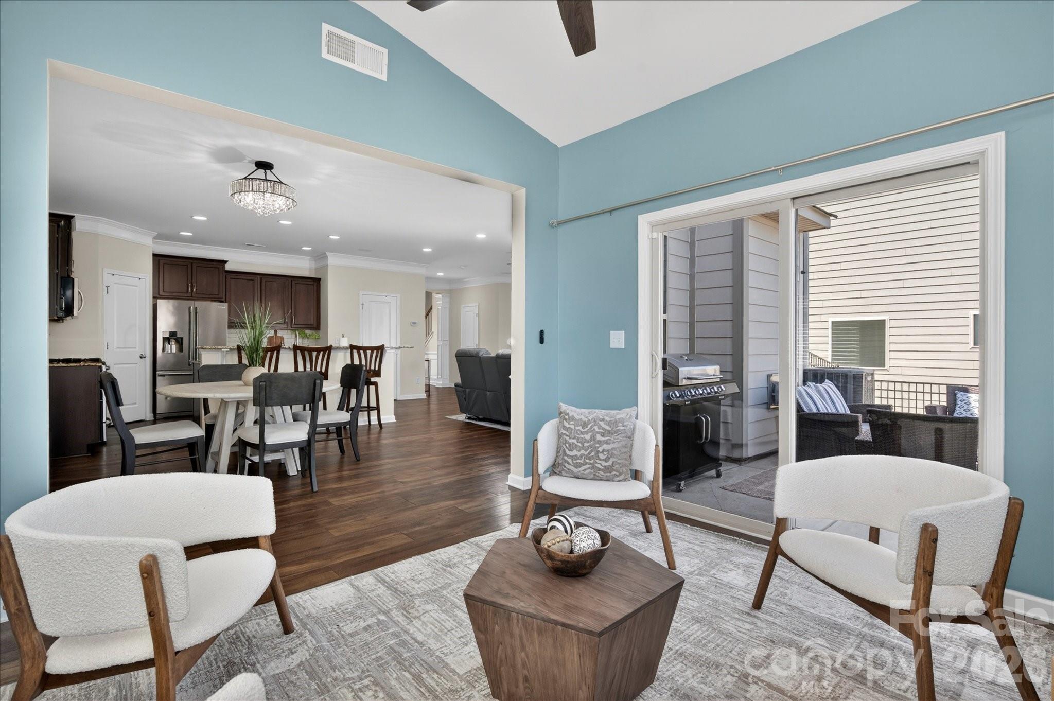 2032 Pinyon Lane — Lancaster