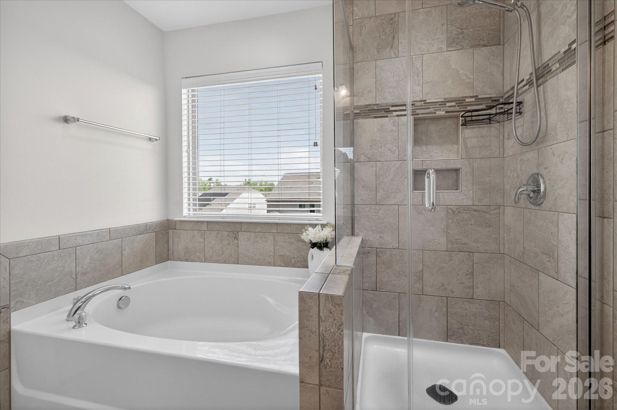 2032 Pinyon Lane — Lancaster