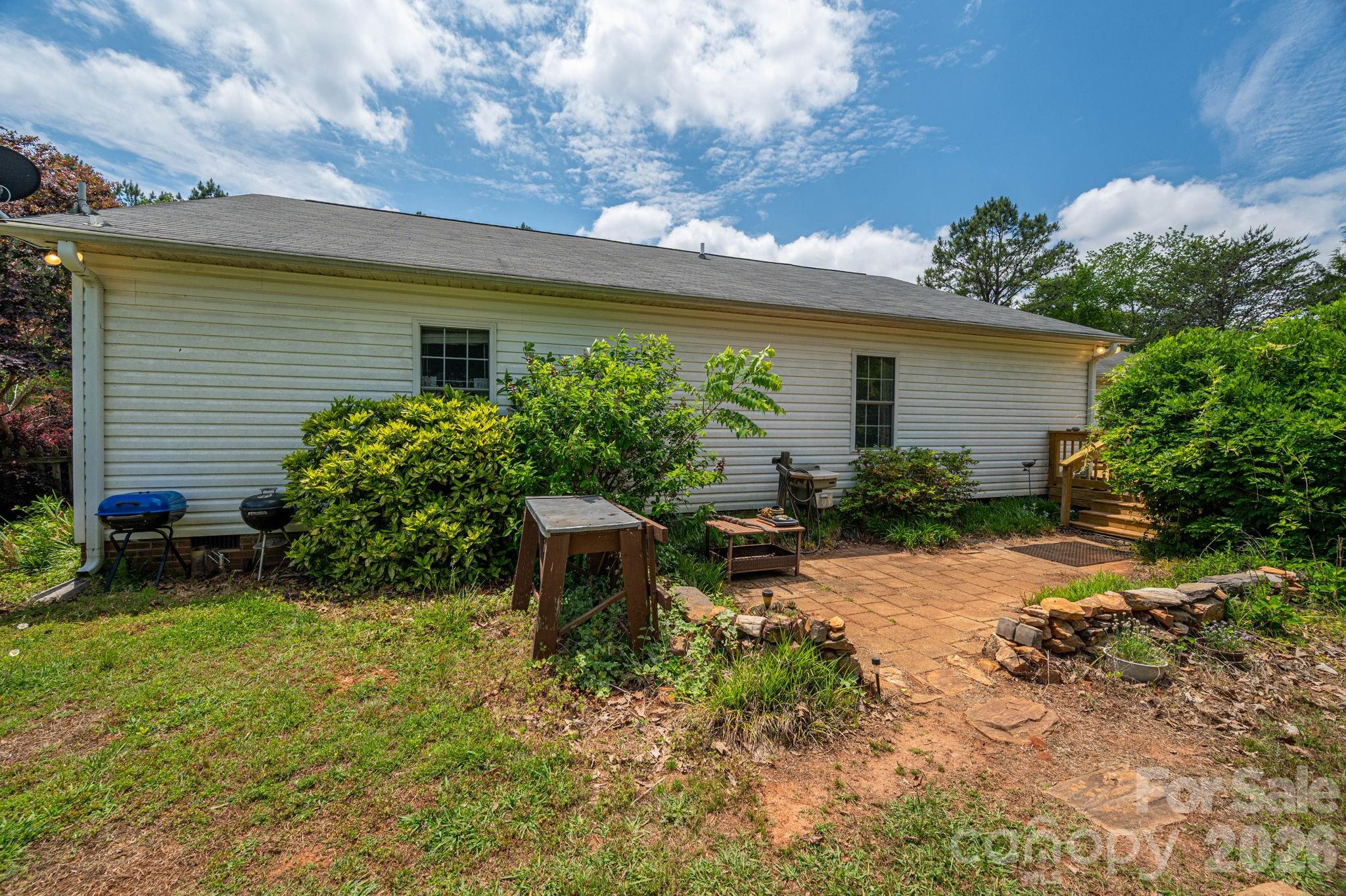 260 Houser Road — Blacksburg