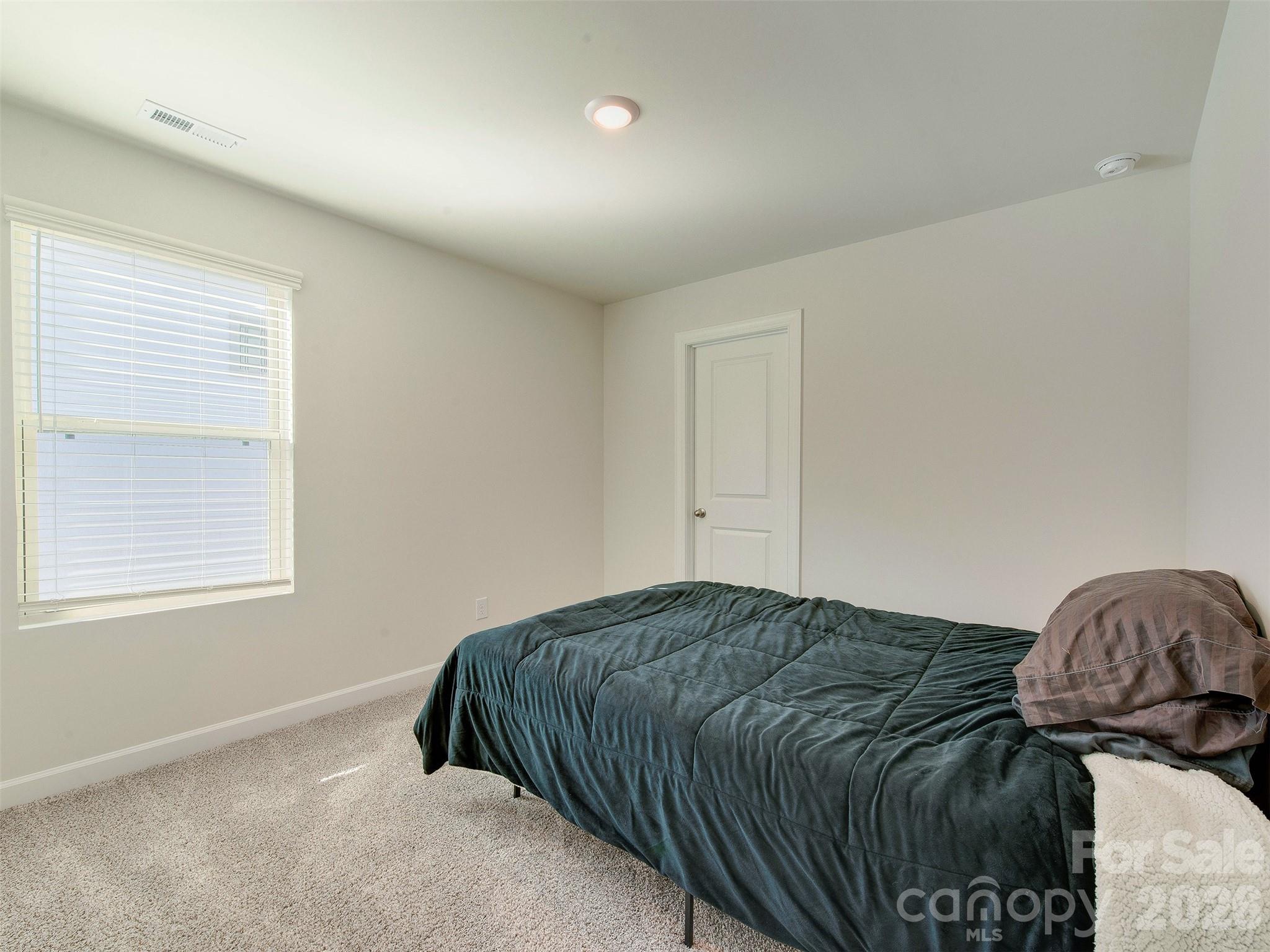 4009 Woodland View Drive — Charlotte