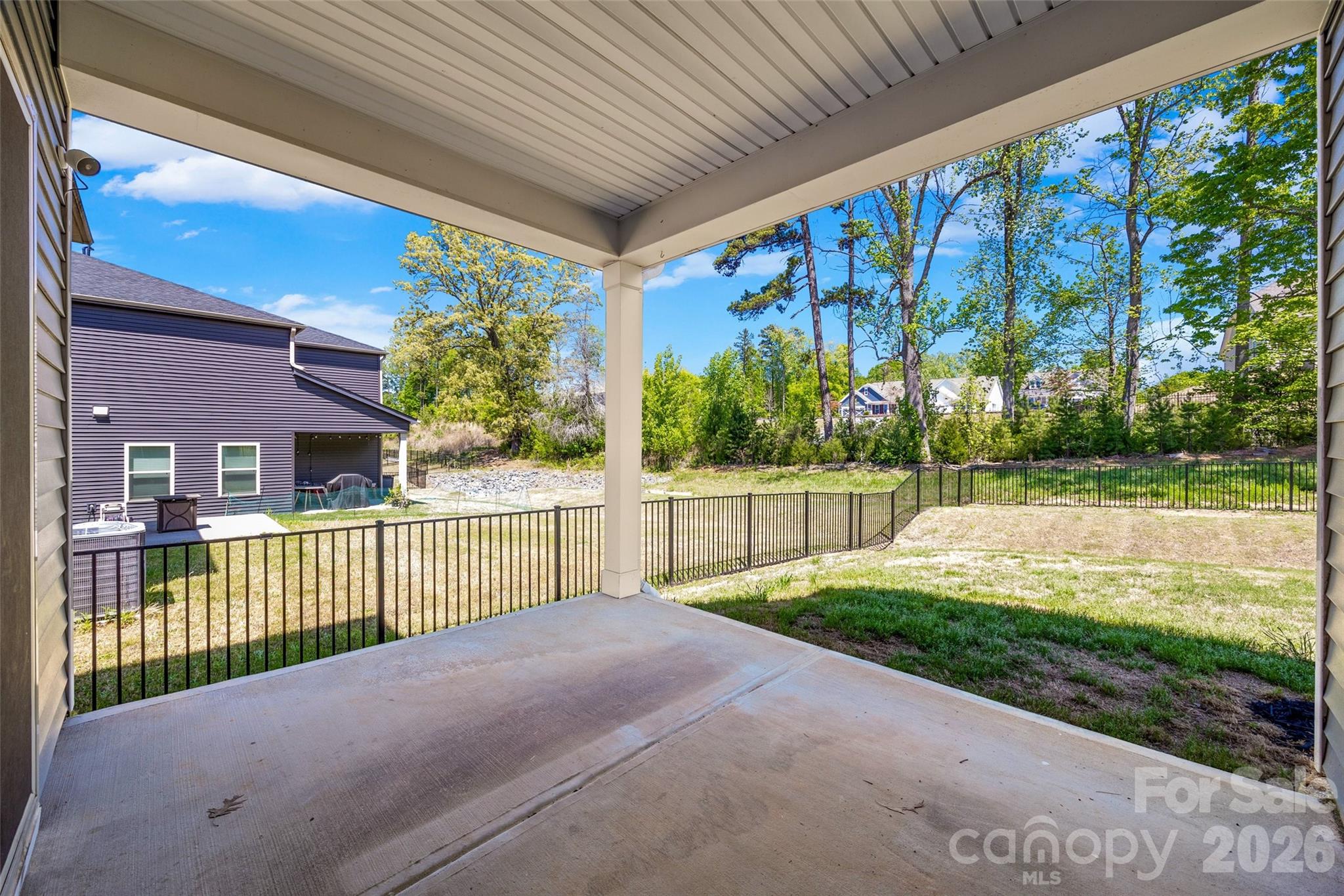4009 Woodland View Drive — Charlotte