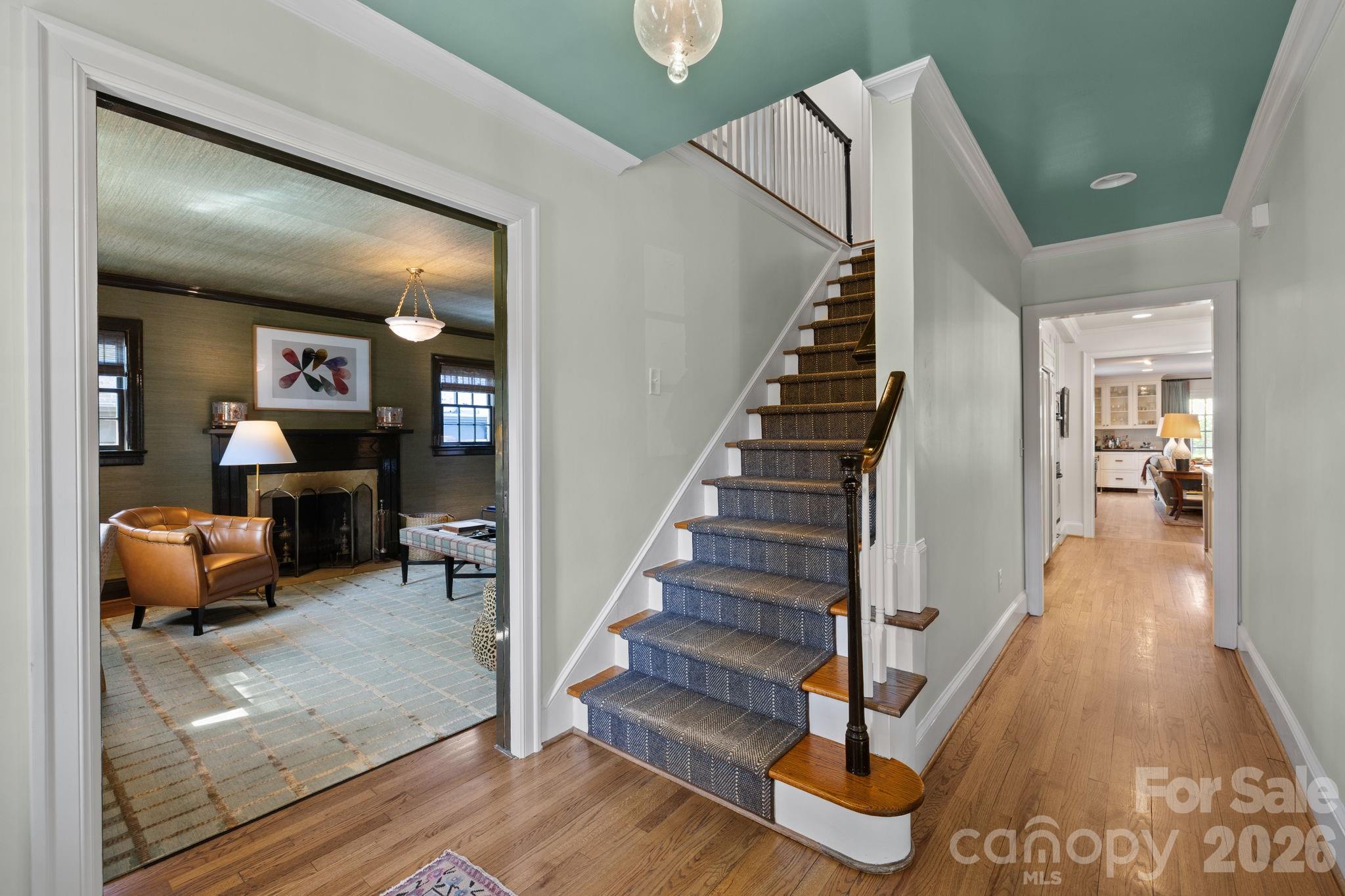 312 Ridgewood Avenue — Charlotte