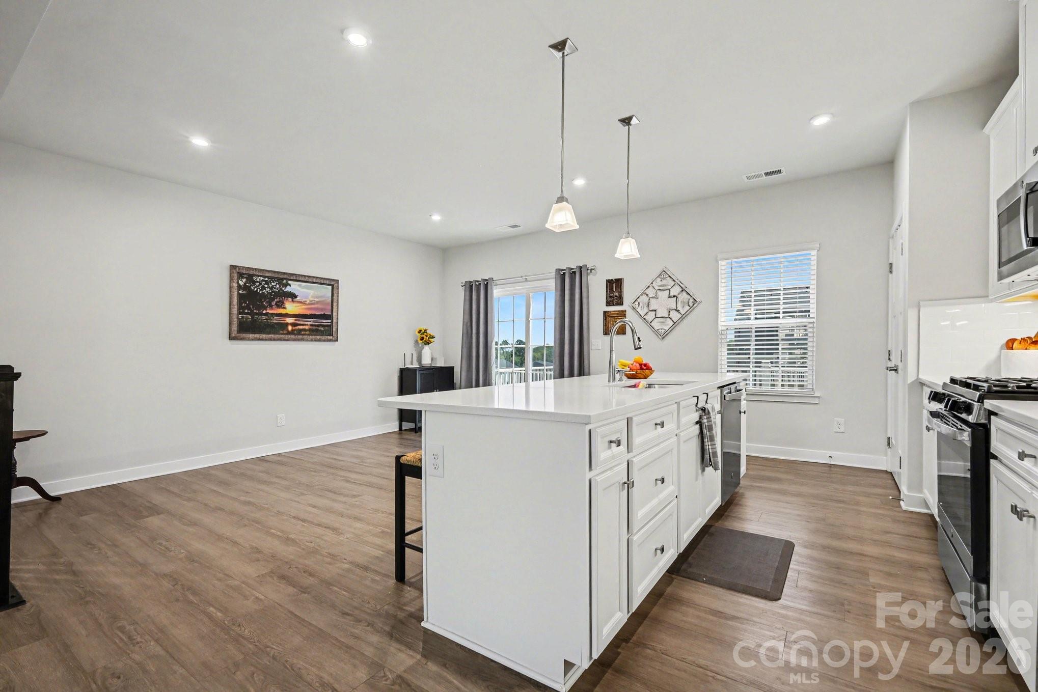1946 Tupelo Grove Lane — Gastonia