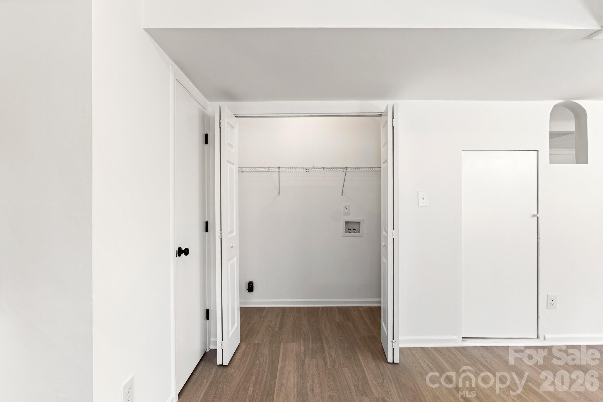 8517 Castle Pine Court — Charlotte