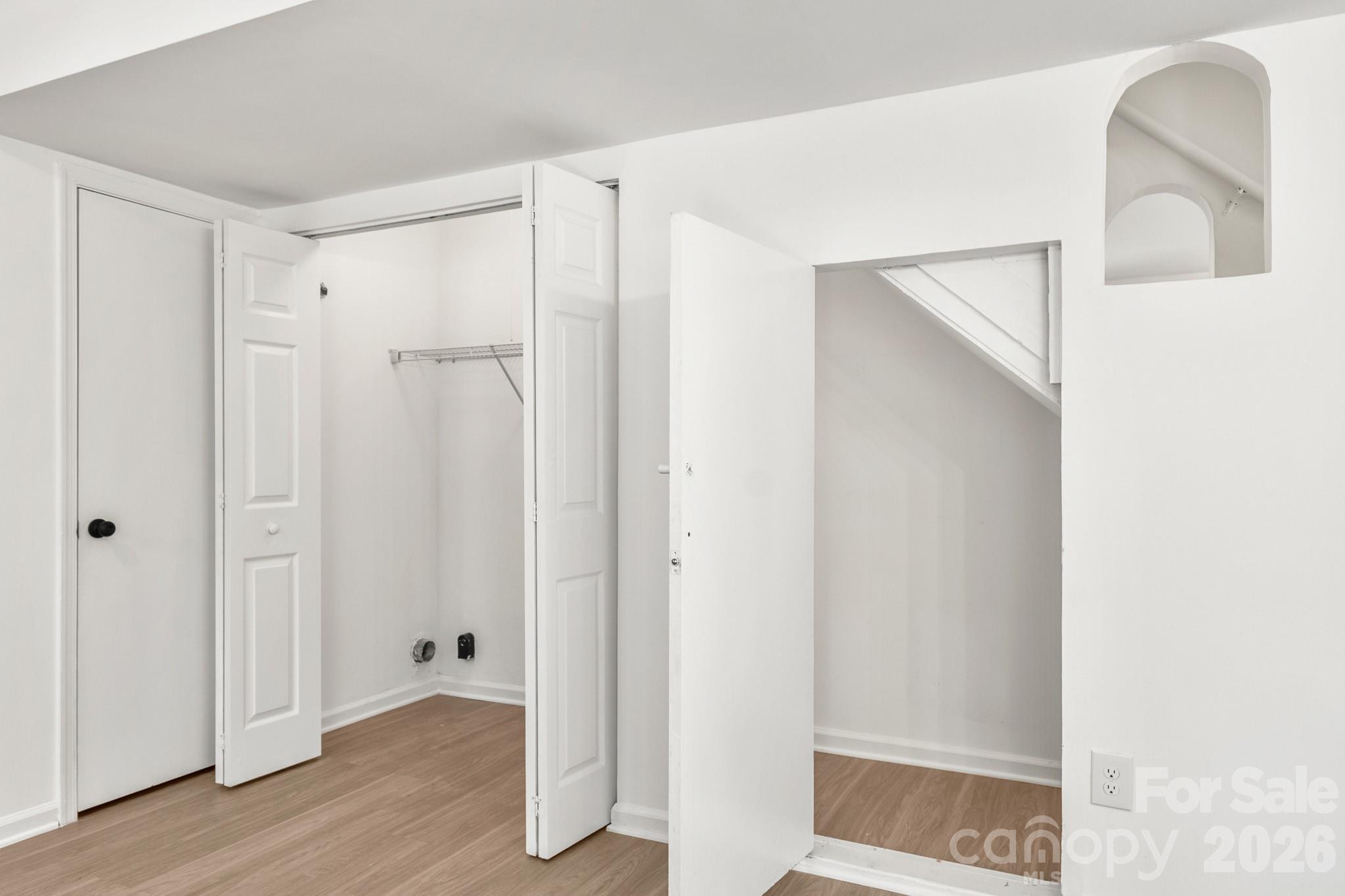 8517 Castle Pine Court — Charlotte