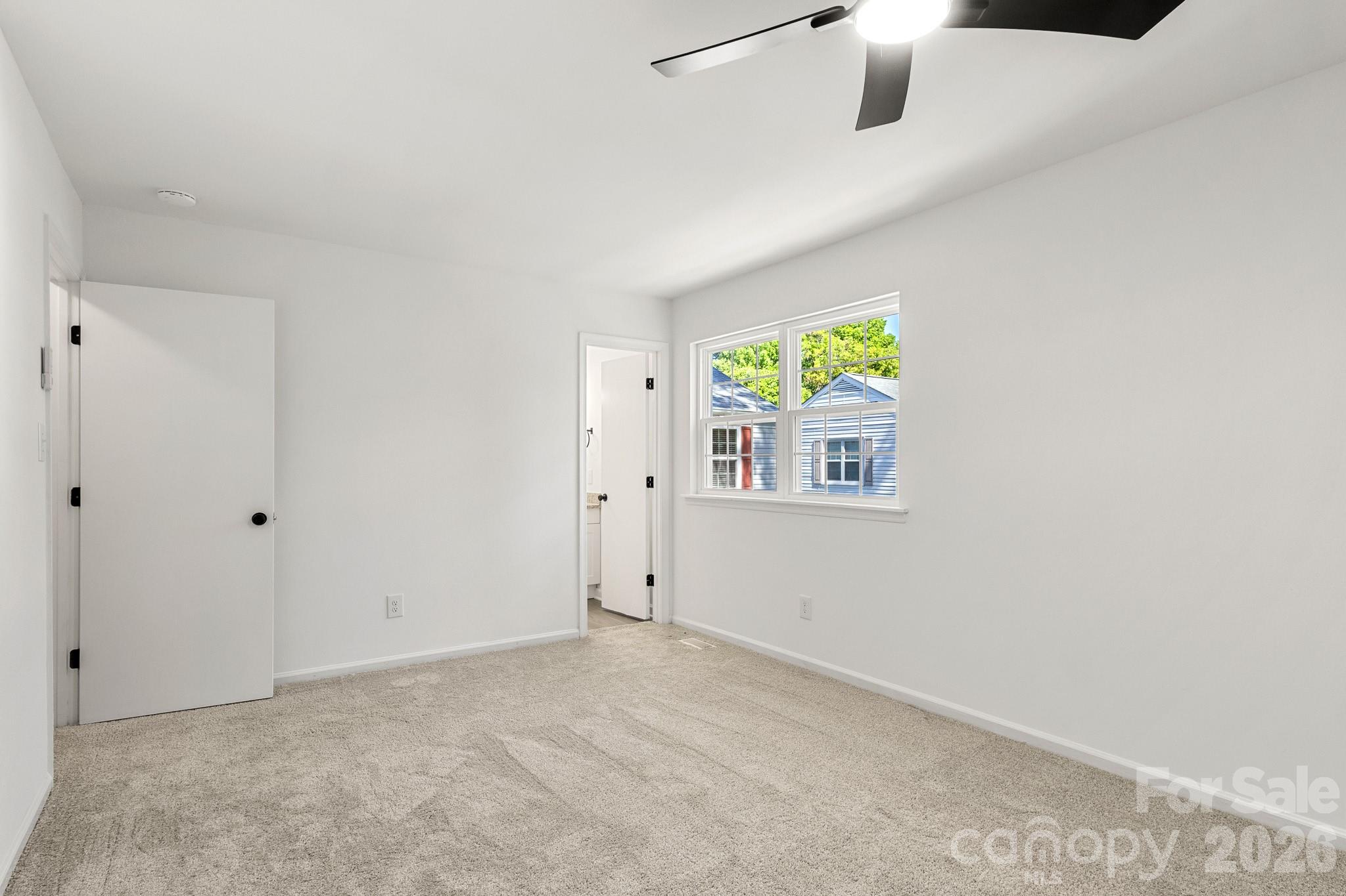 8517 Castle Pine Court — Charlotte