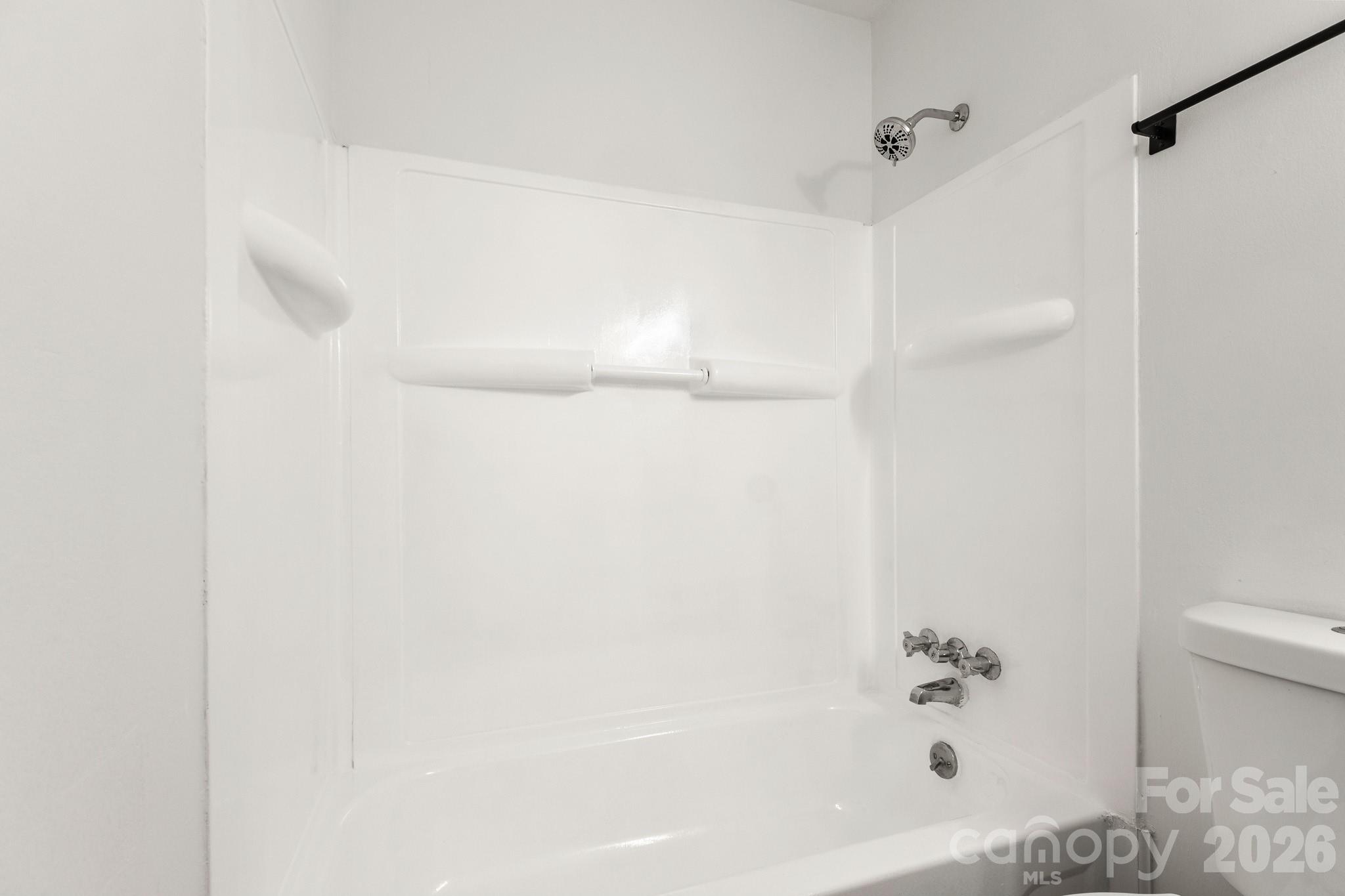8517 Castle Pine Court — Charlotte