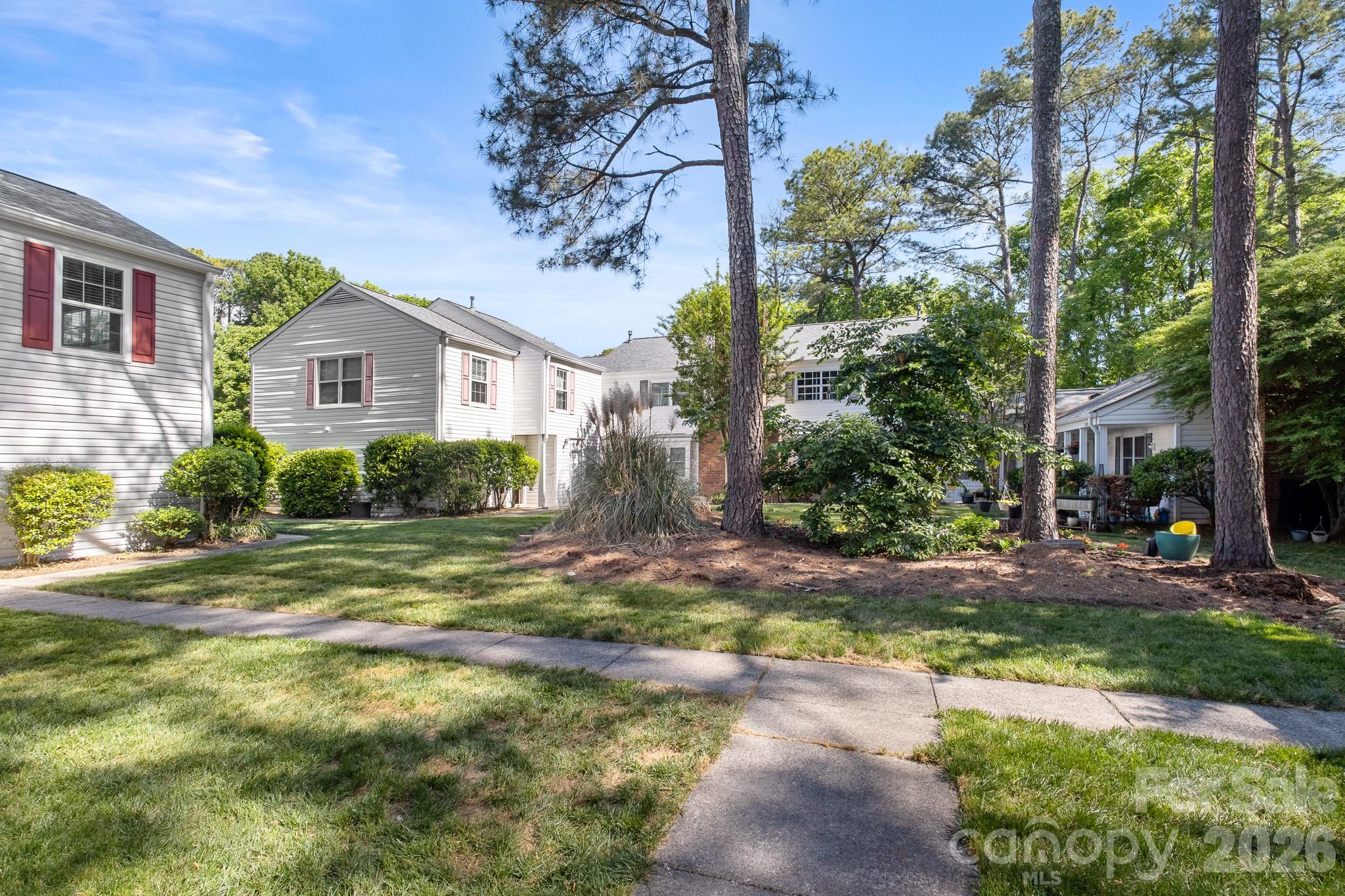 8517 Castle Pine Court — Charlotte