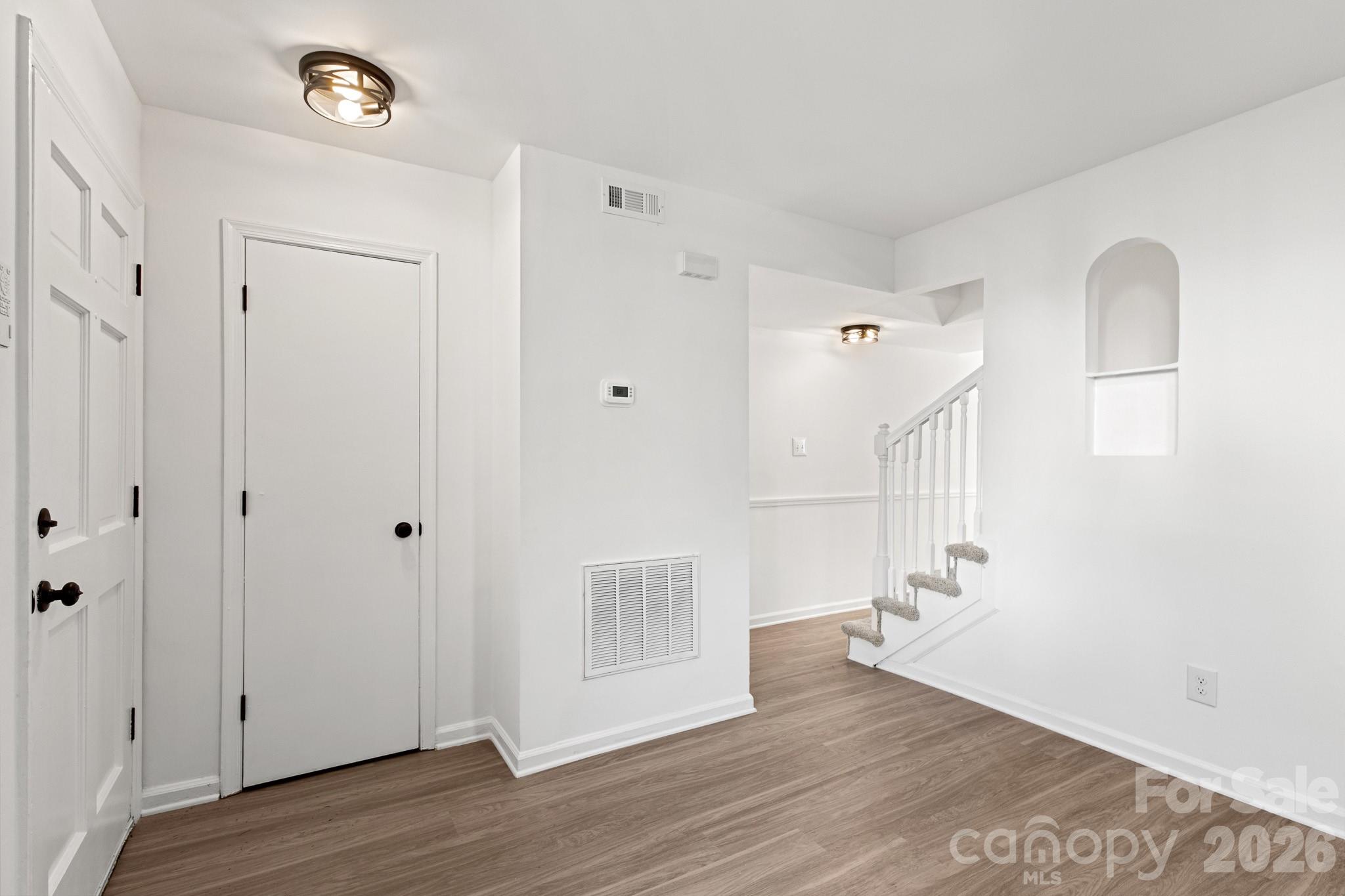 8517 Castle Pine Court — Charlotte