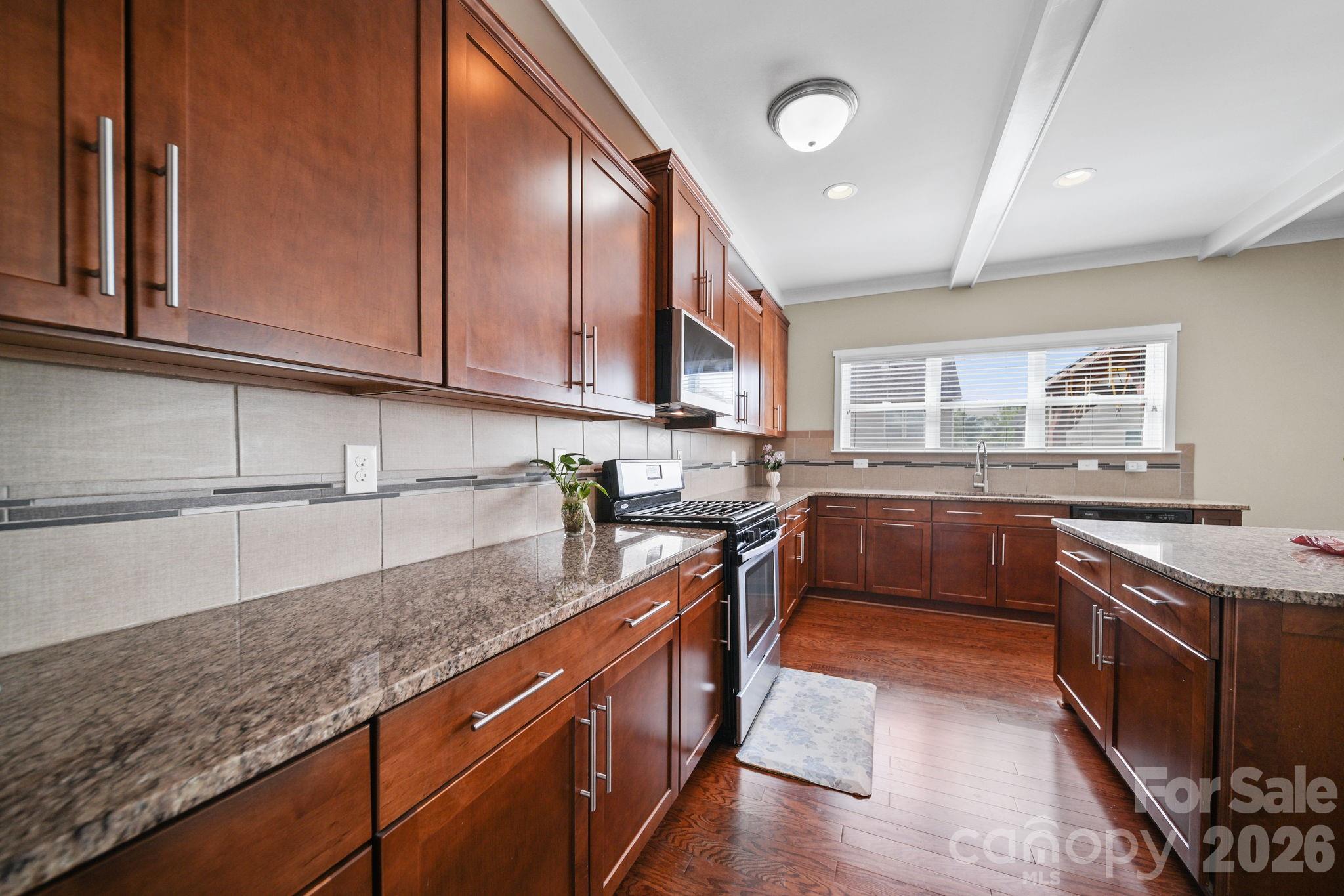 4019 Orchid Way — Tega Cay