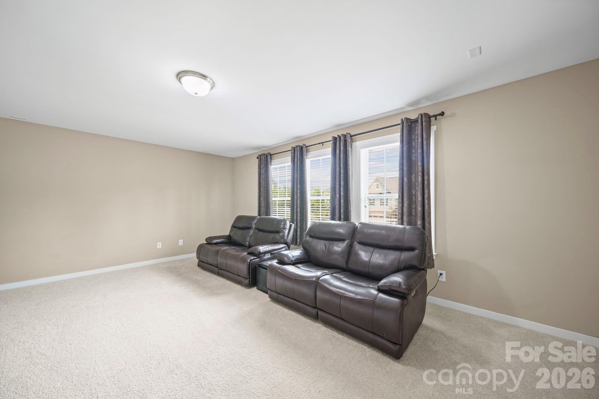 4019 Orchid Way — Tega Cay