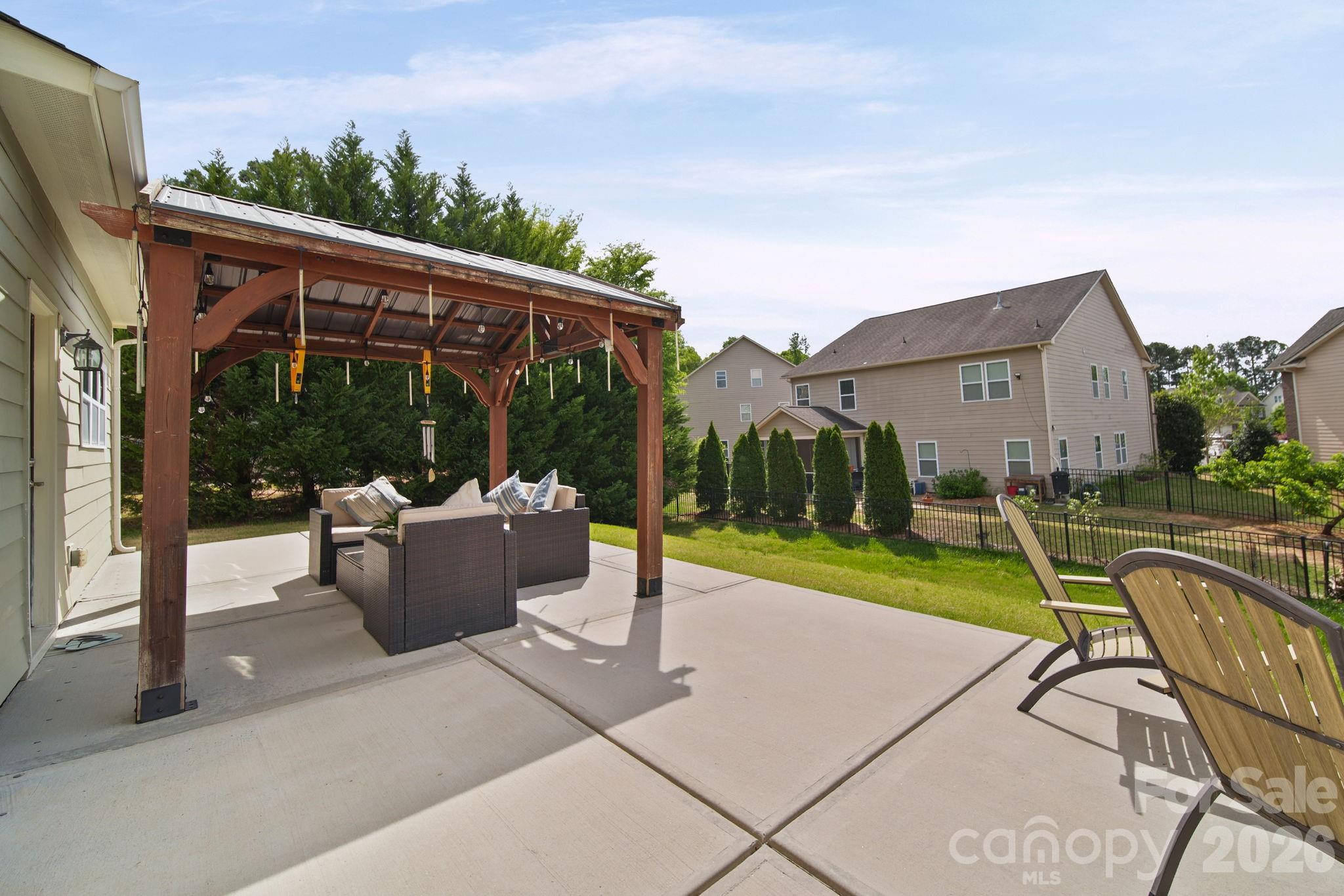 4019 Orchid Way — Tega Cay
