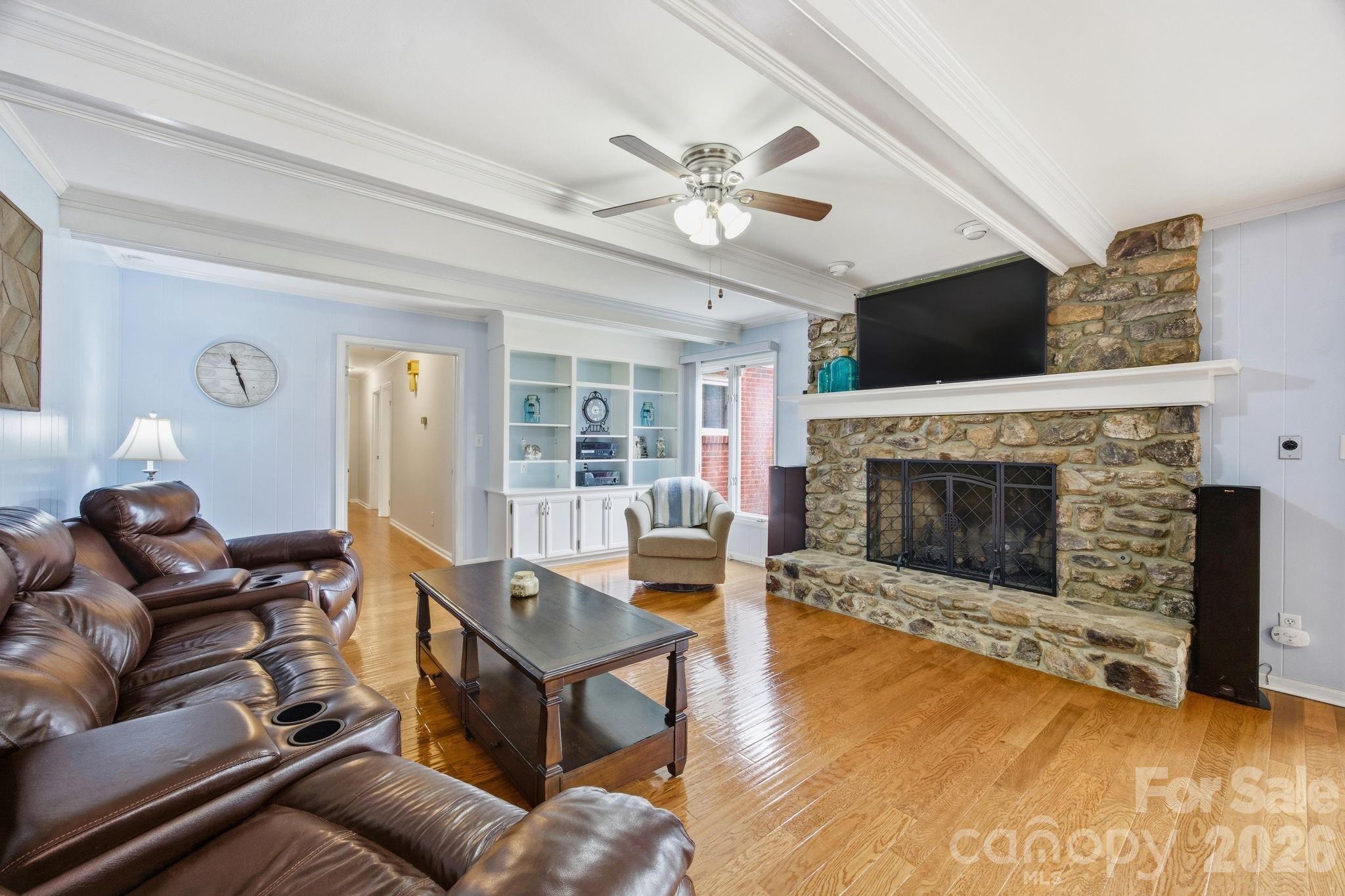 1215 Hillside Drive — Gastonia