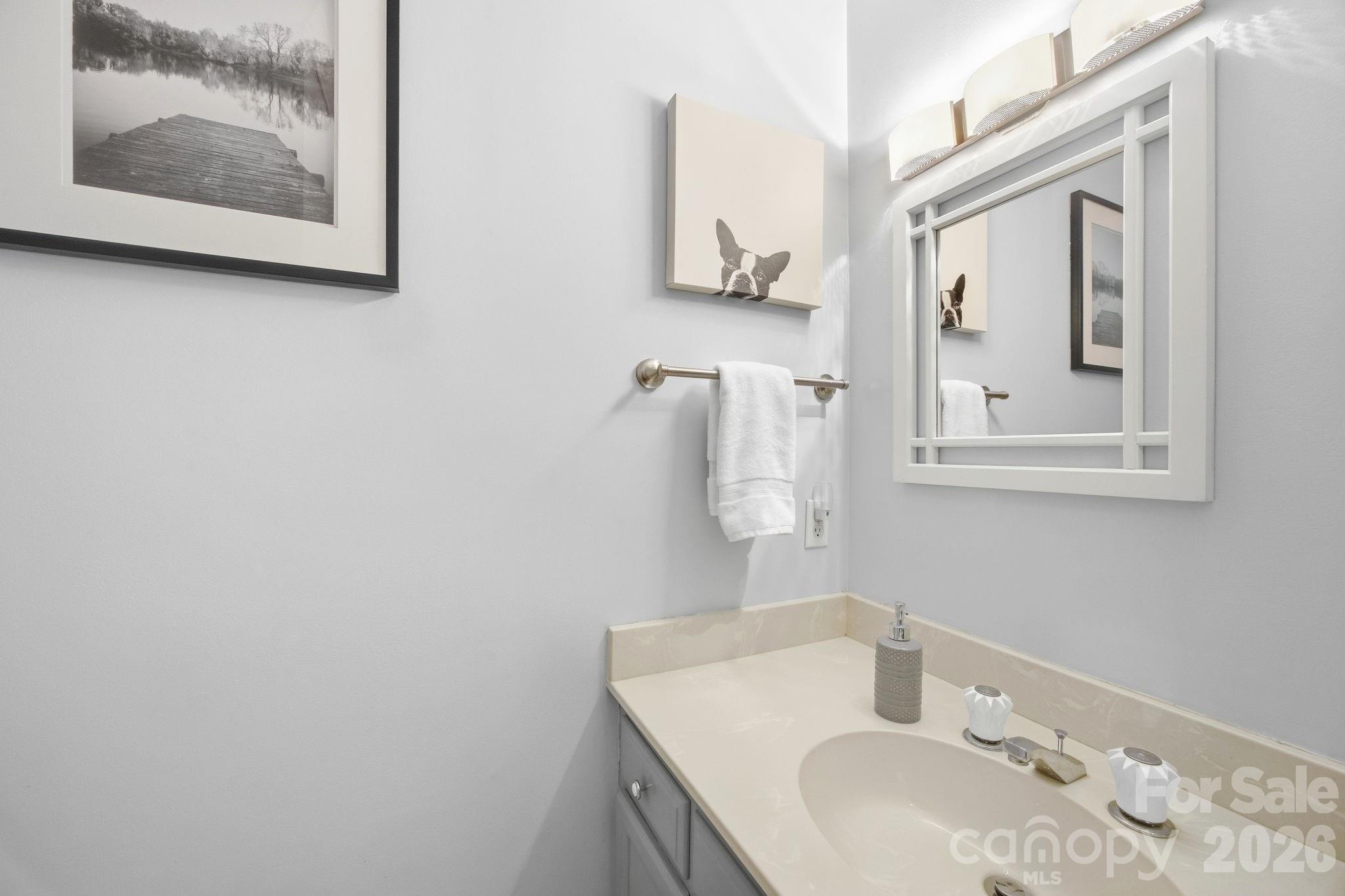 1215 Hillside Drive — Gastonia