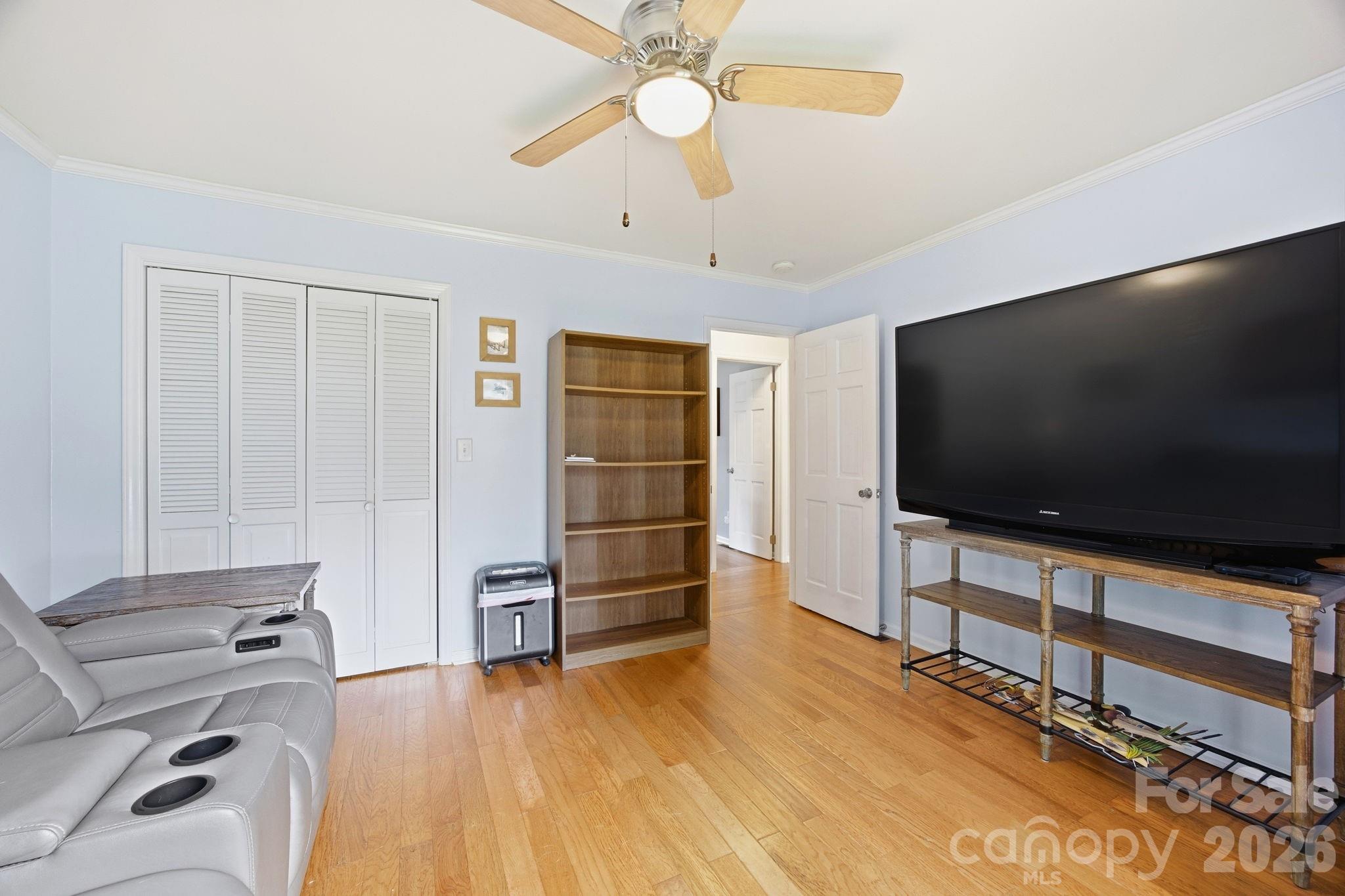 1215 Hillside Drive — Gastonia