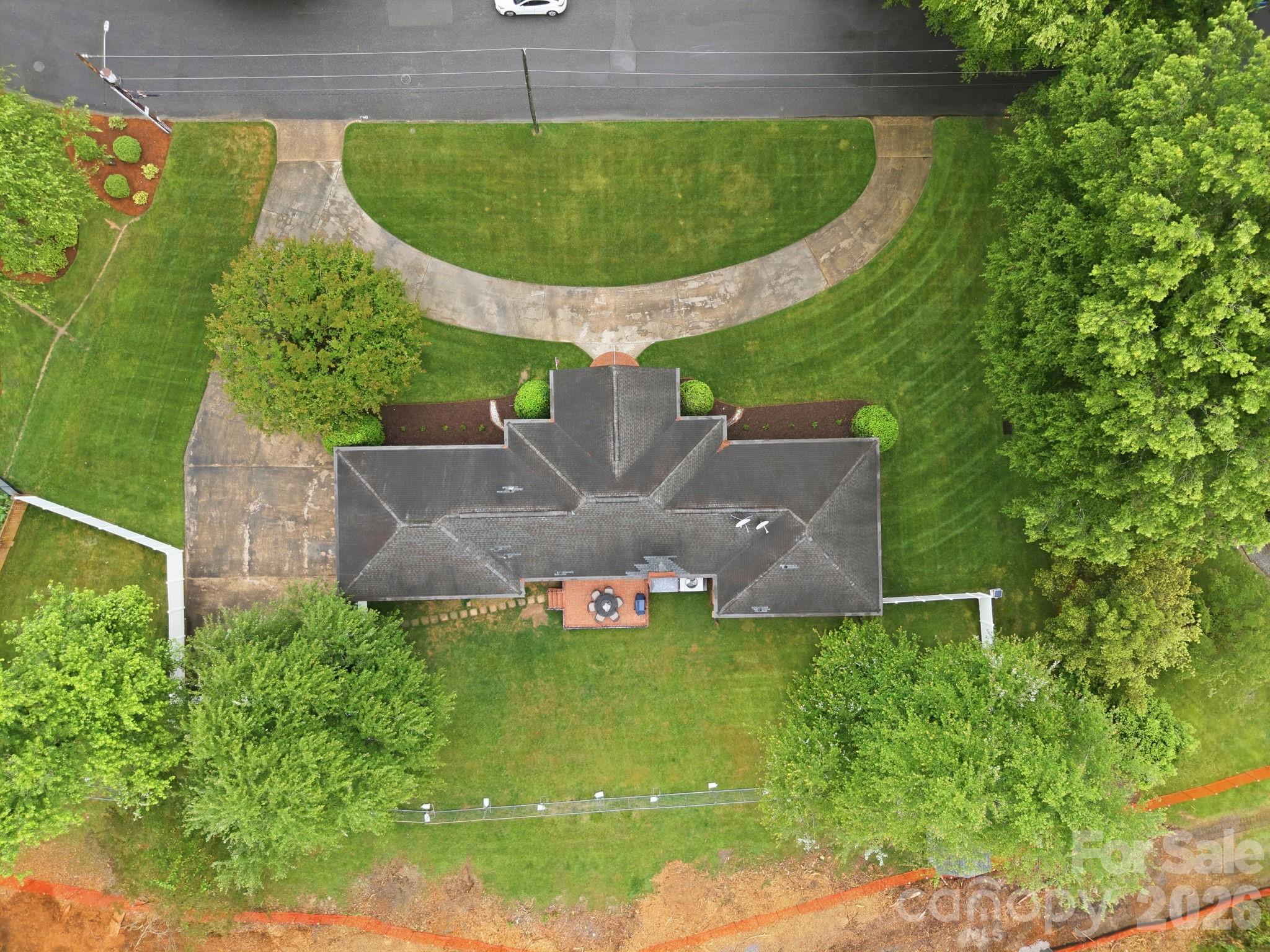 1215 Hillside Drive — Gastonia
