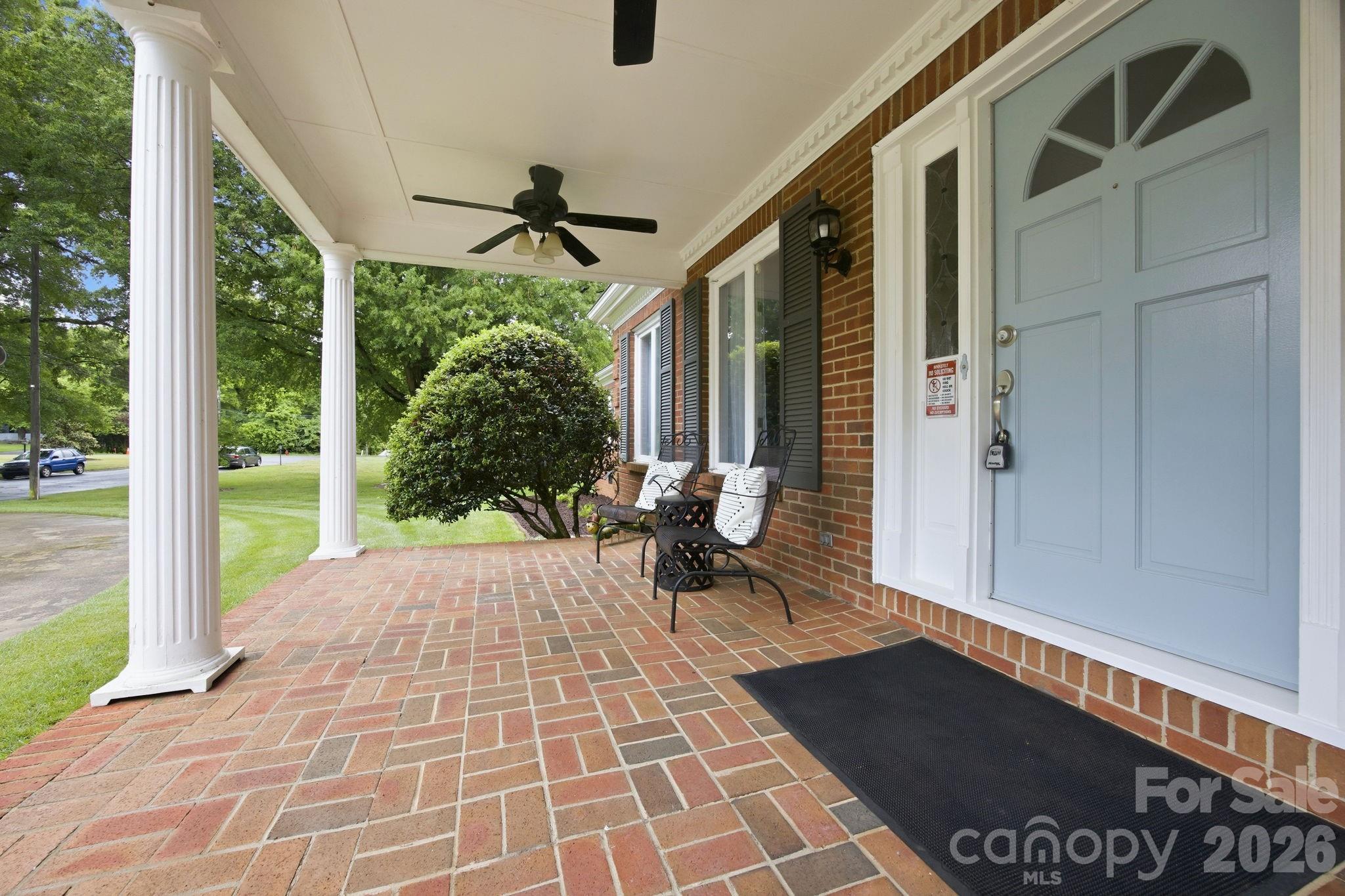 1215 Hillside Drive — Gastonia