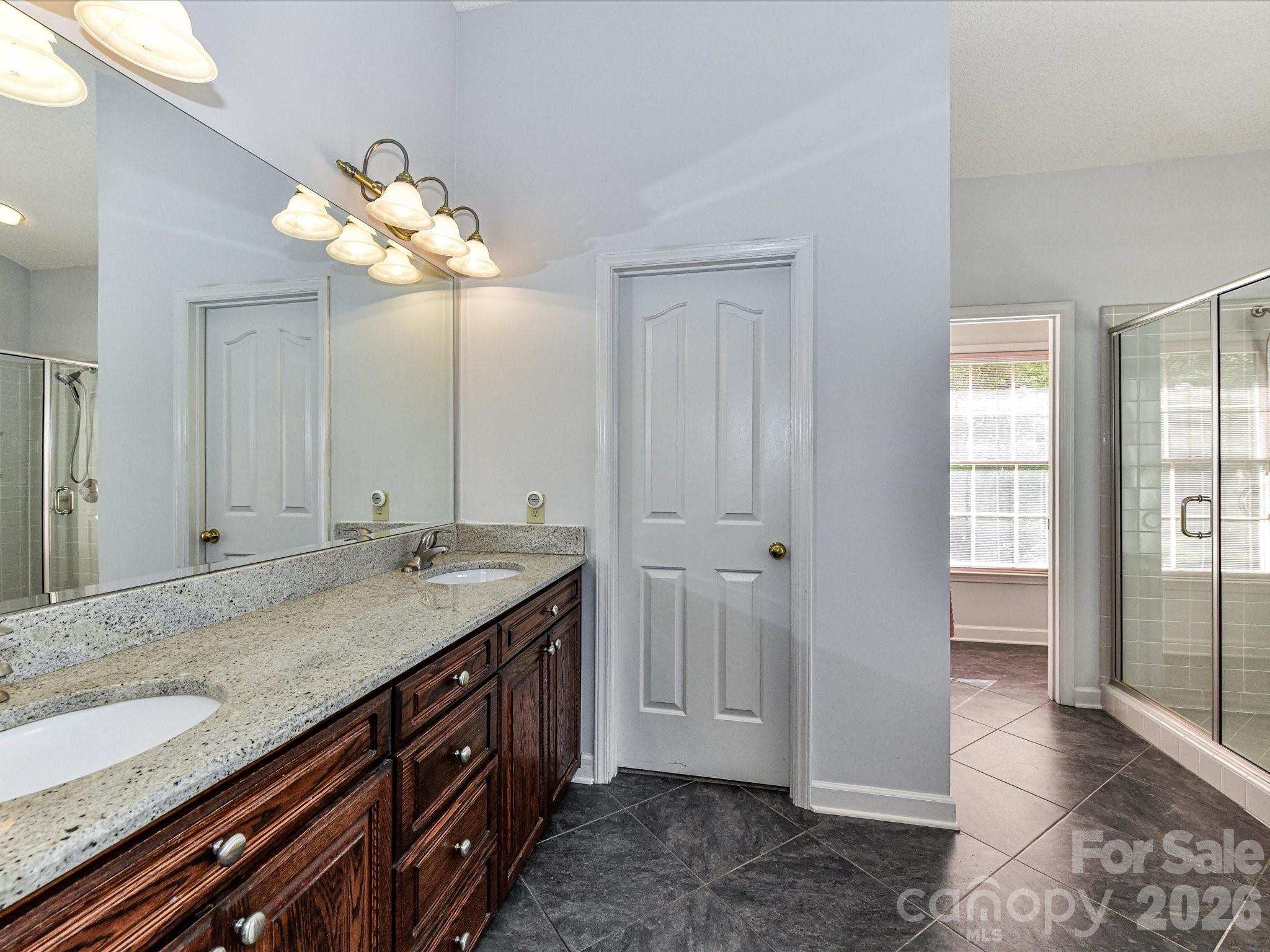 1931 Kilmonack Lane — Charlotte